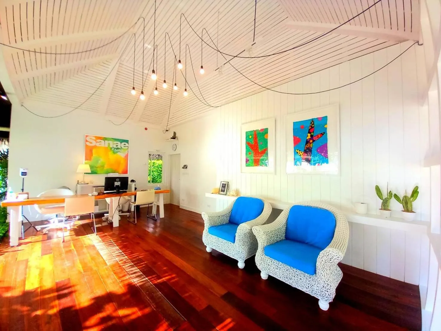 Seating area in Sanae Beach Hua Hin