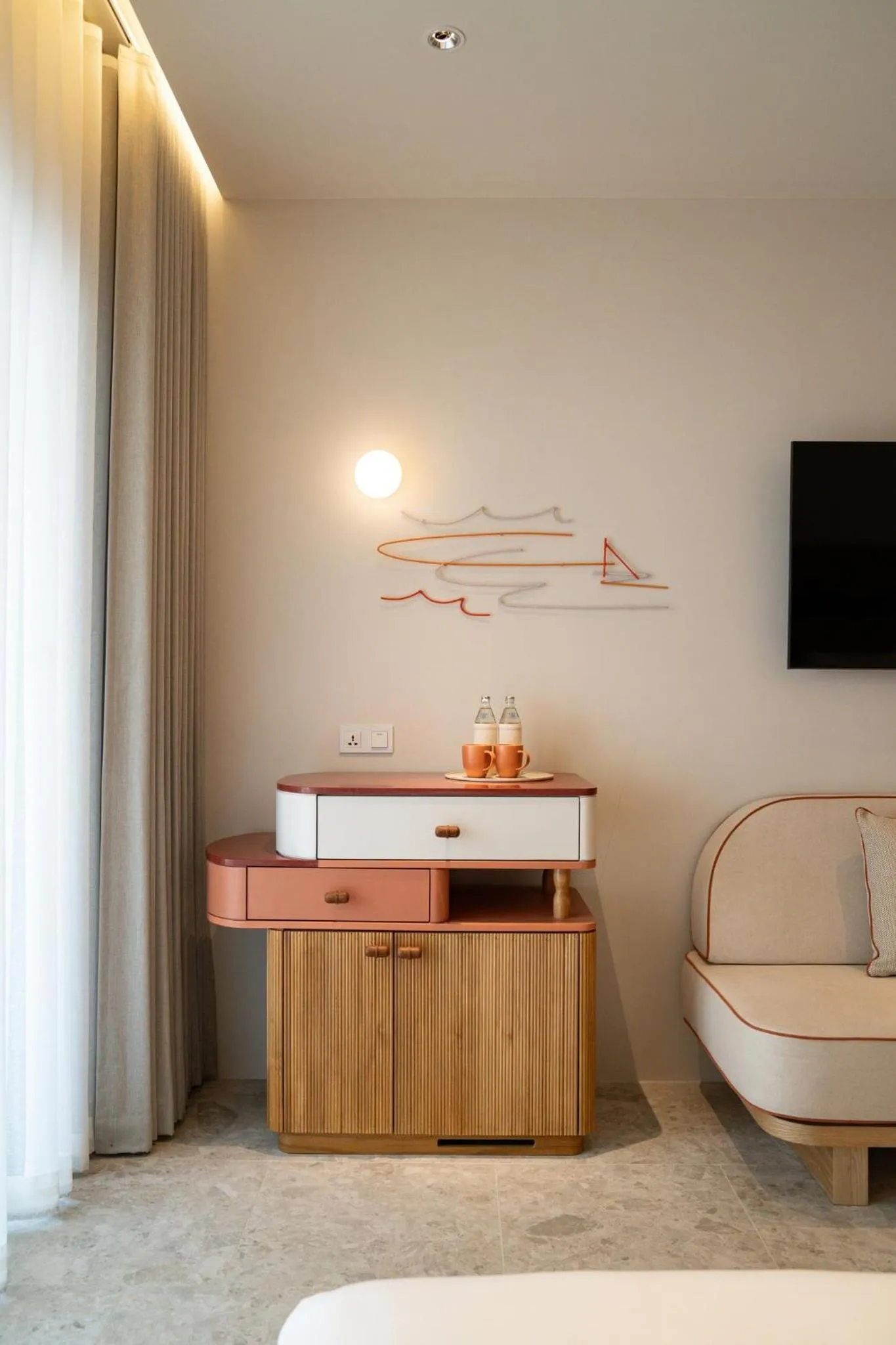 Photo of the whole room in The Standard, Pattaya Na Jomtien