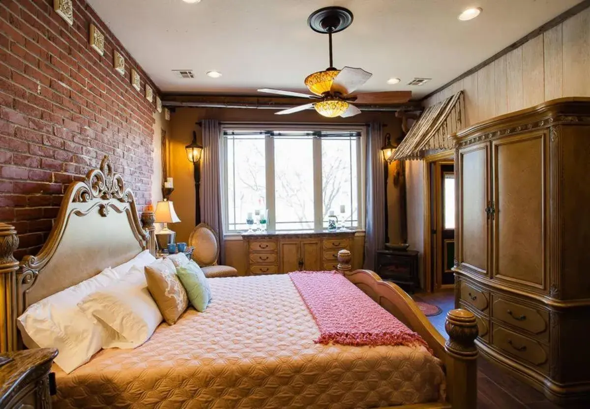 King Room with Lake View in BarDew Valley Inn King Room with Lake View in BarDew Valley Inn