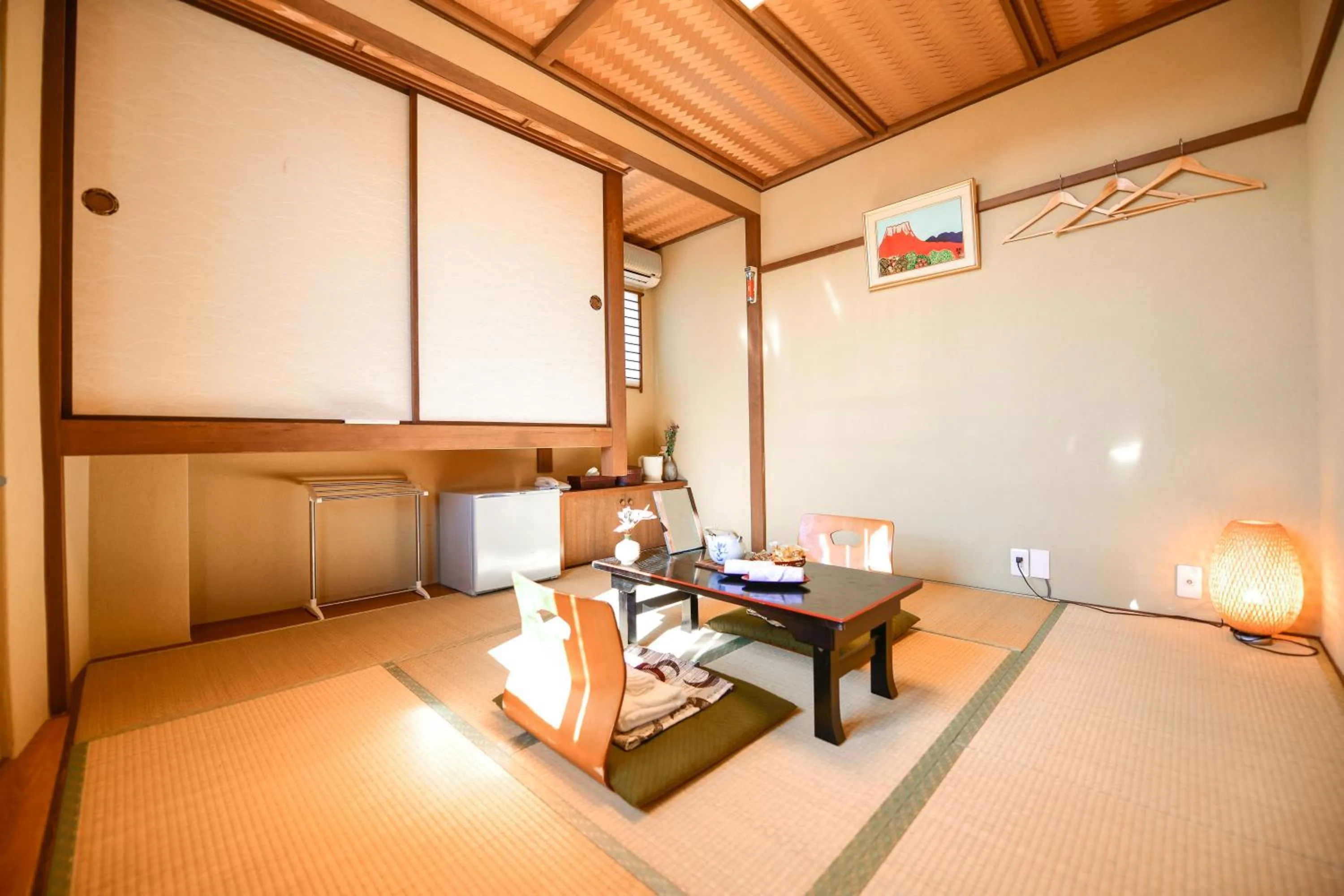 Living room, Bed in Kyo no Yado Sangen Ninenzaka