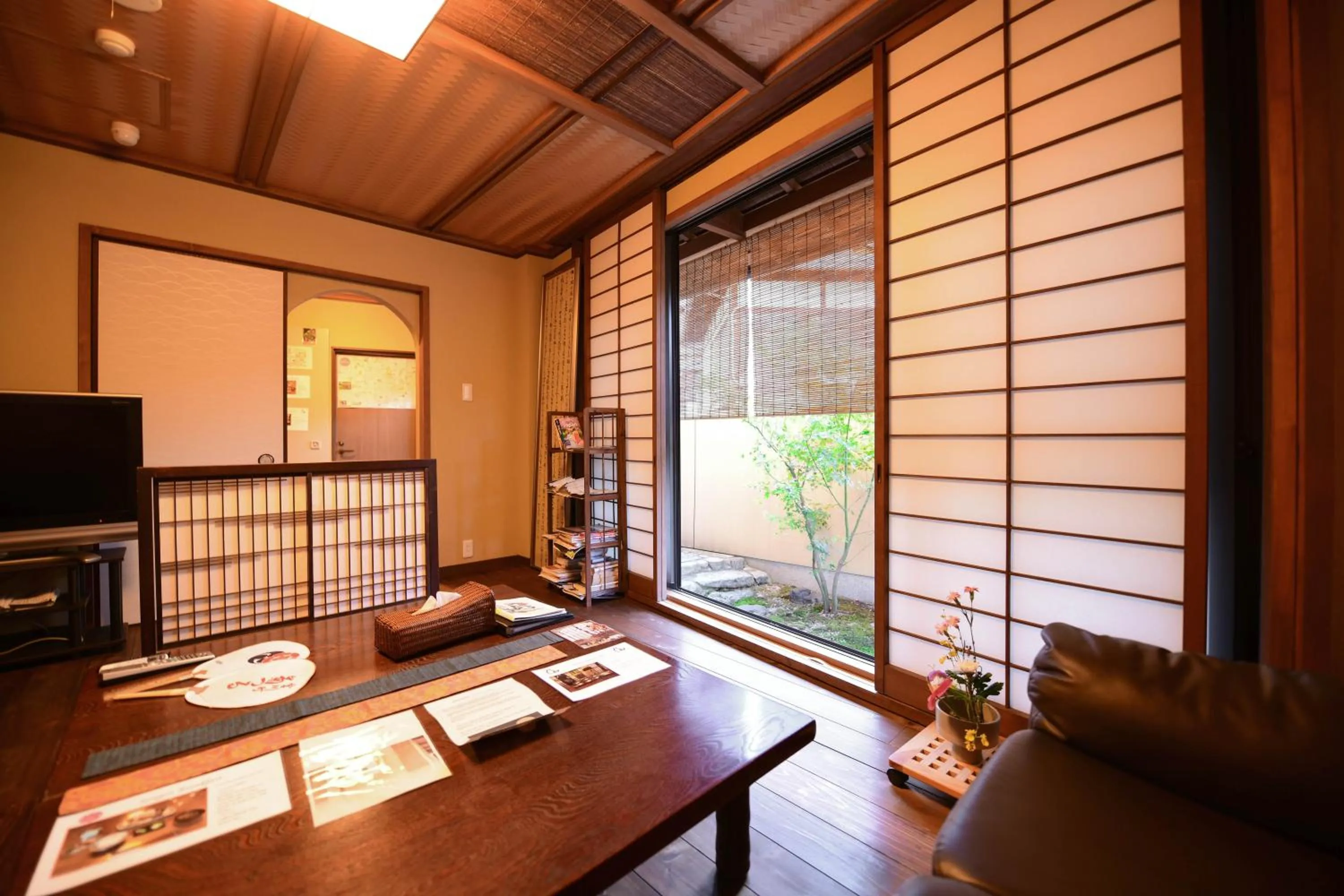 Lounge or bar in Kyo no Yado Sangen Ninenzaka