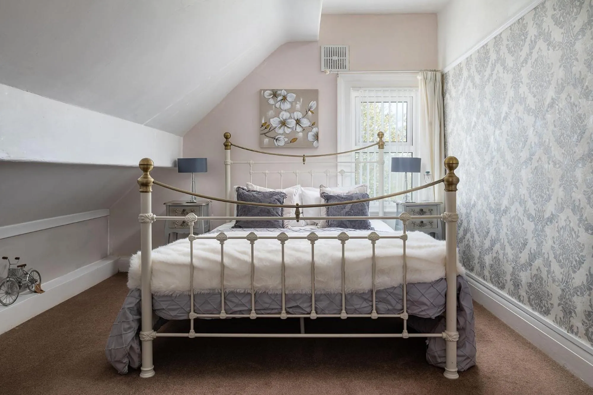 Bedroom, Bed in Rosaire Guest House