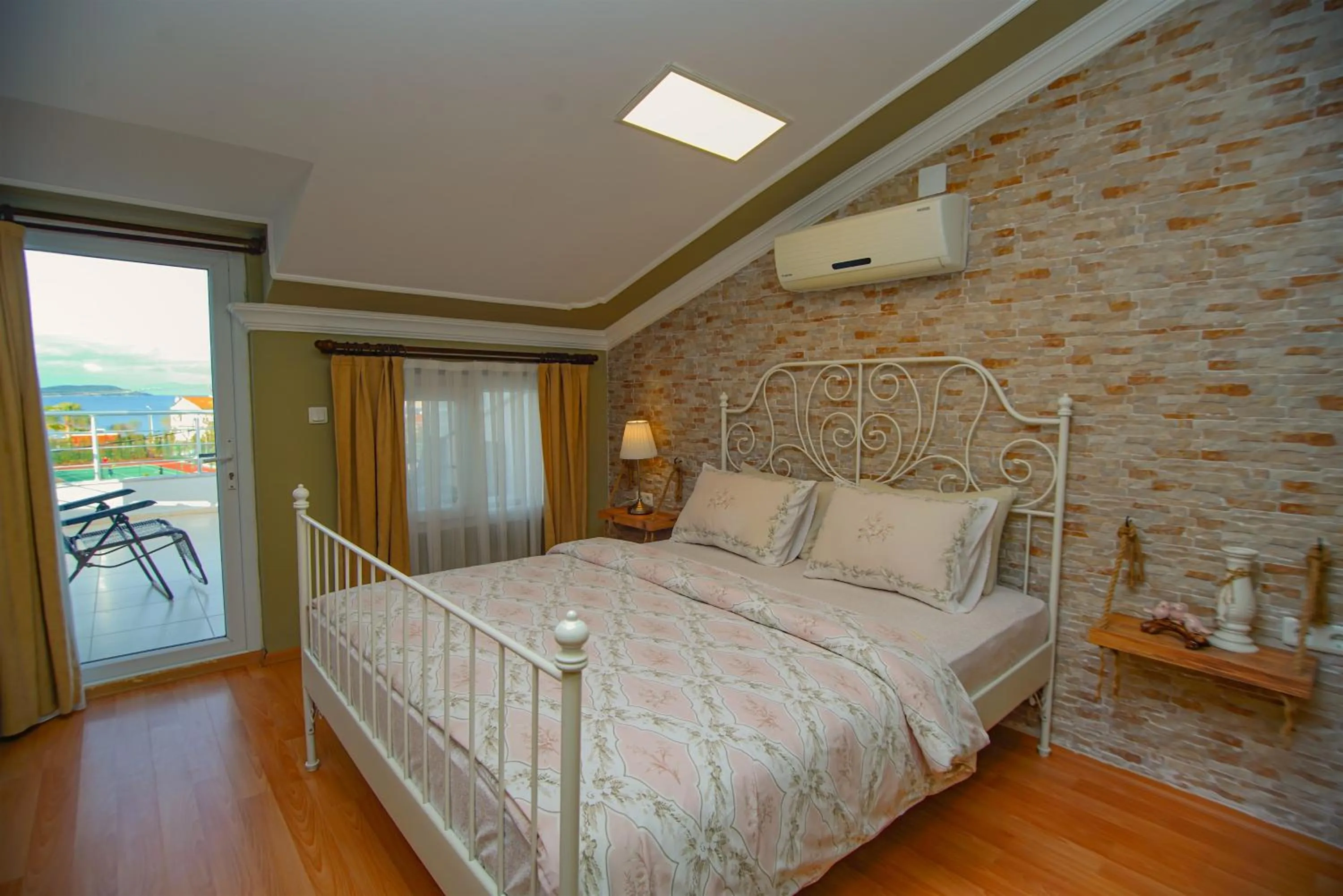 Bedroom, Bed in Urla Zeytin Hotel