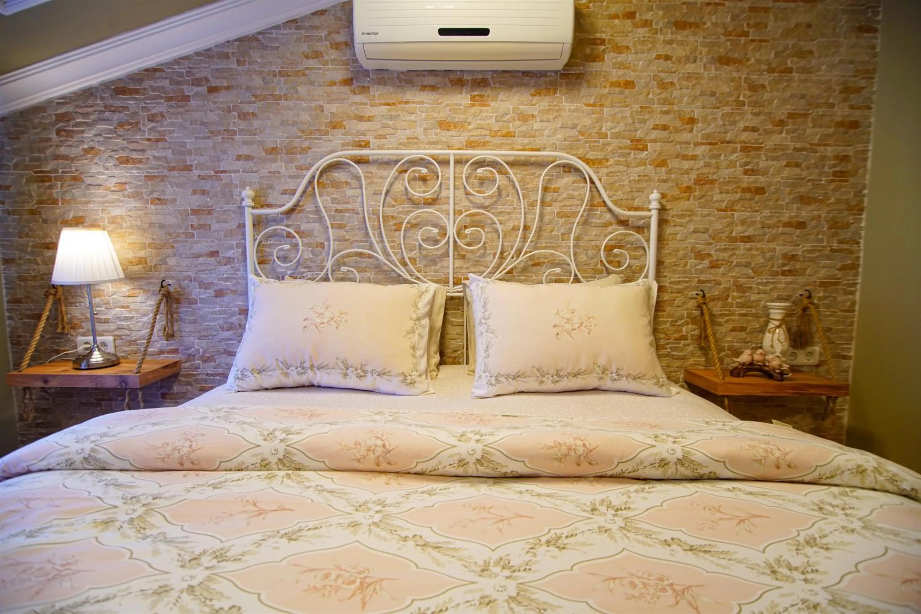 Bed in Urla Zeytin Hotel
