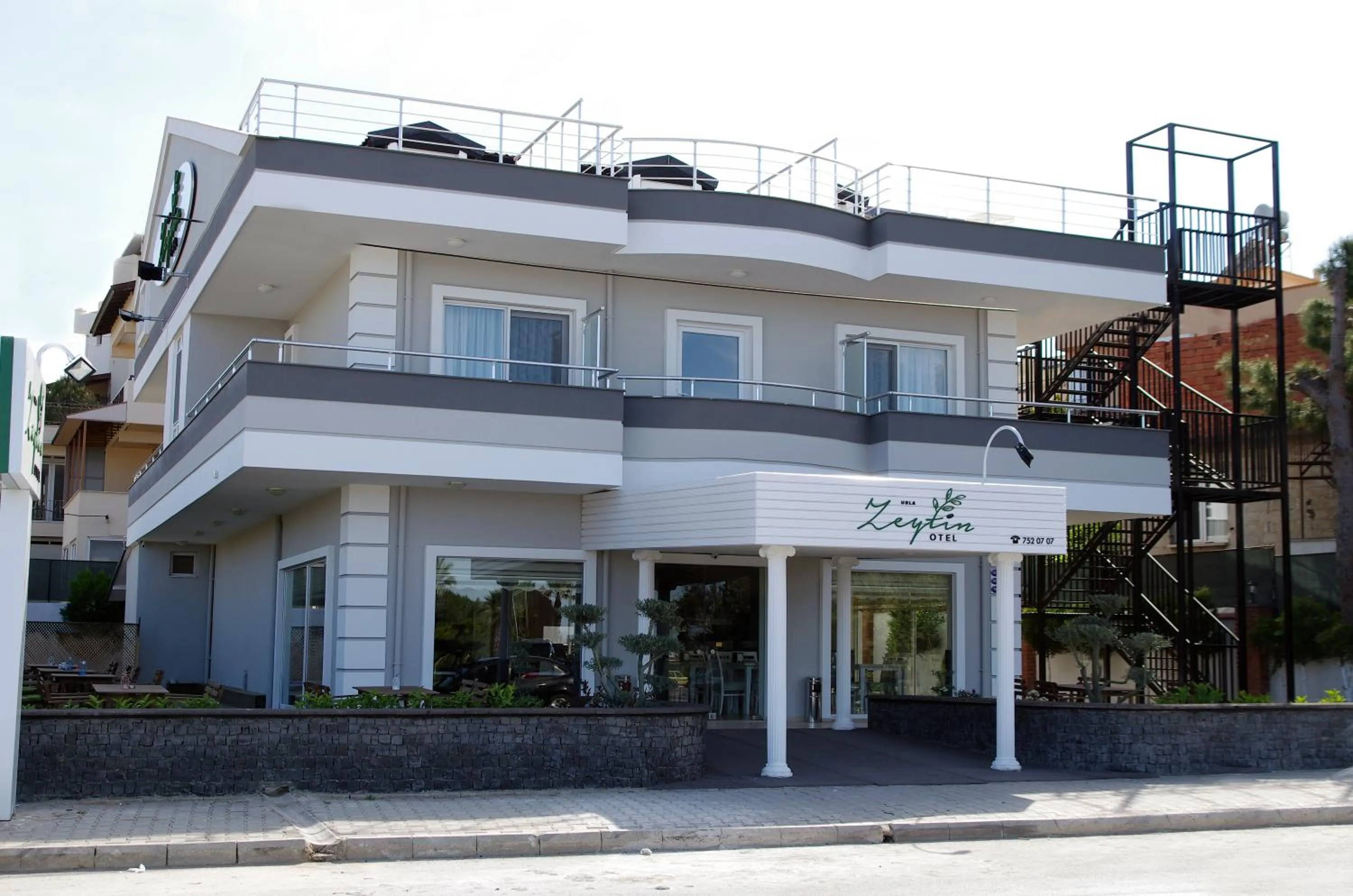Property building in Urla Zeytin Hotel
