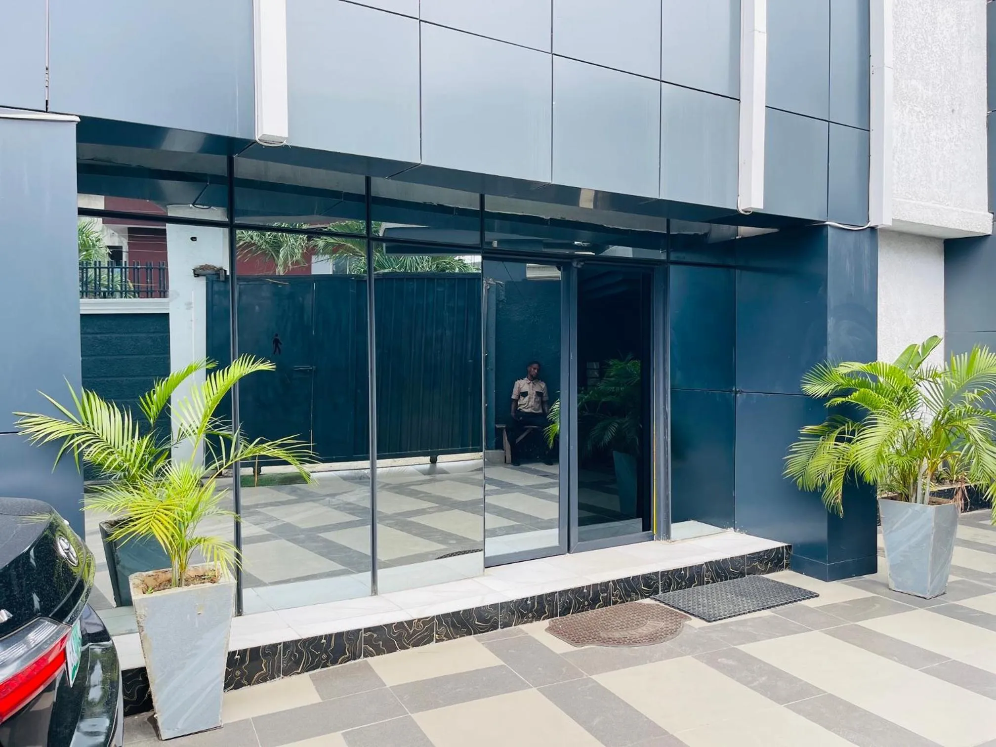 Facade/entrance in Hotel Padelia Apartment Airport Road Lagos