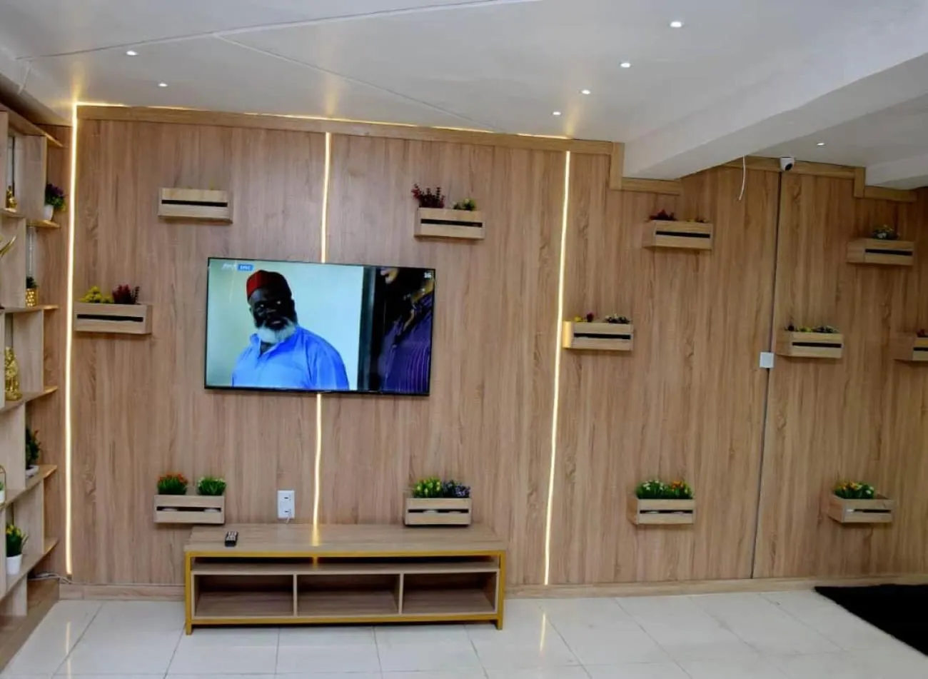 Communal lounge/ TV room in Hotel Padelia Apartment Airport Road Lagos