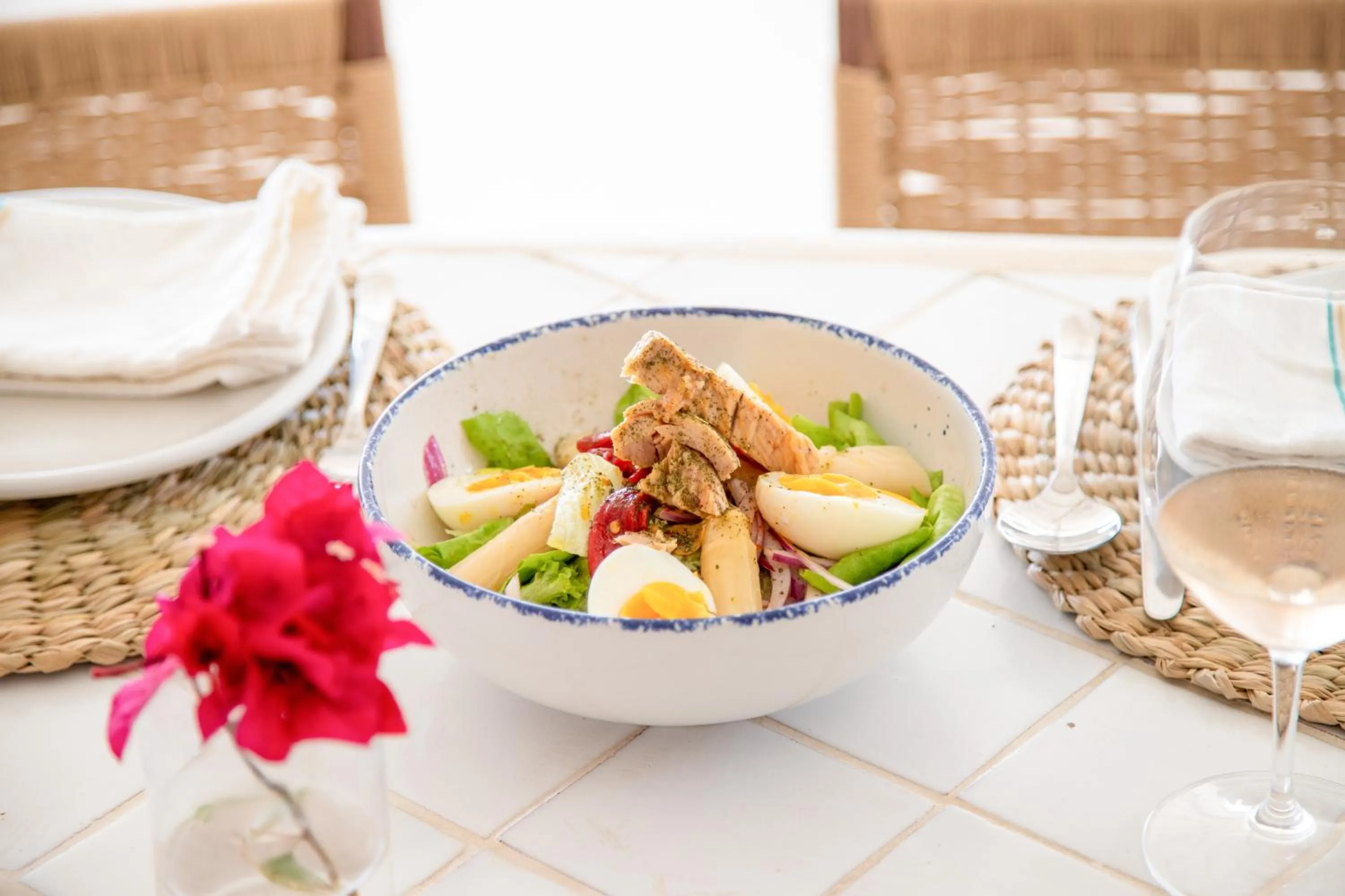 Restaurant/places to eat in Hotel Pomelo