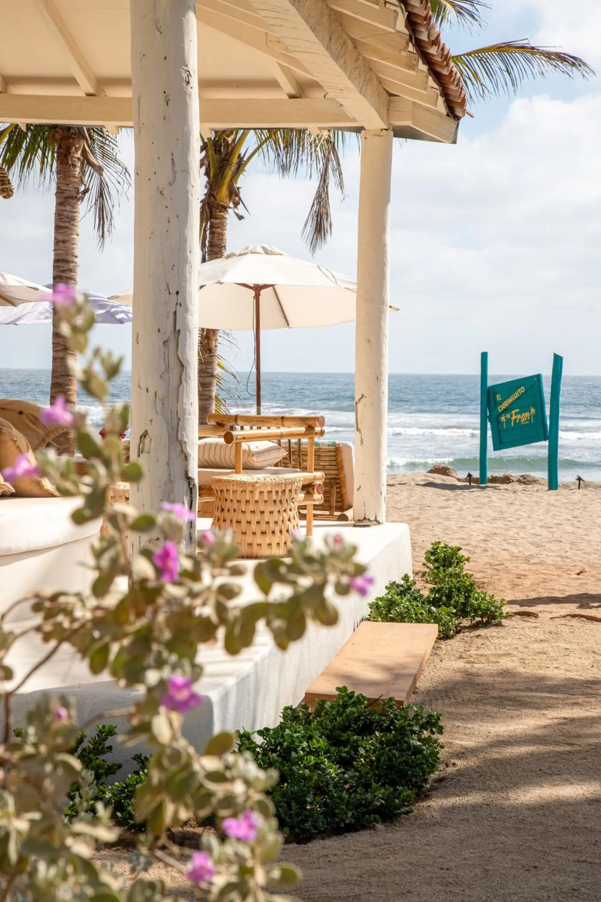 Restaurant/places to eat in Hotel Pomelo