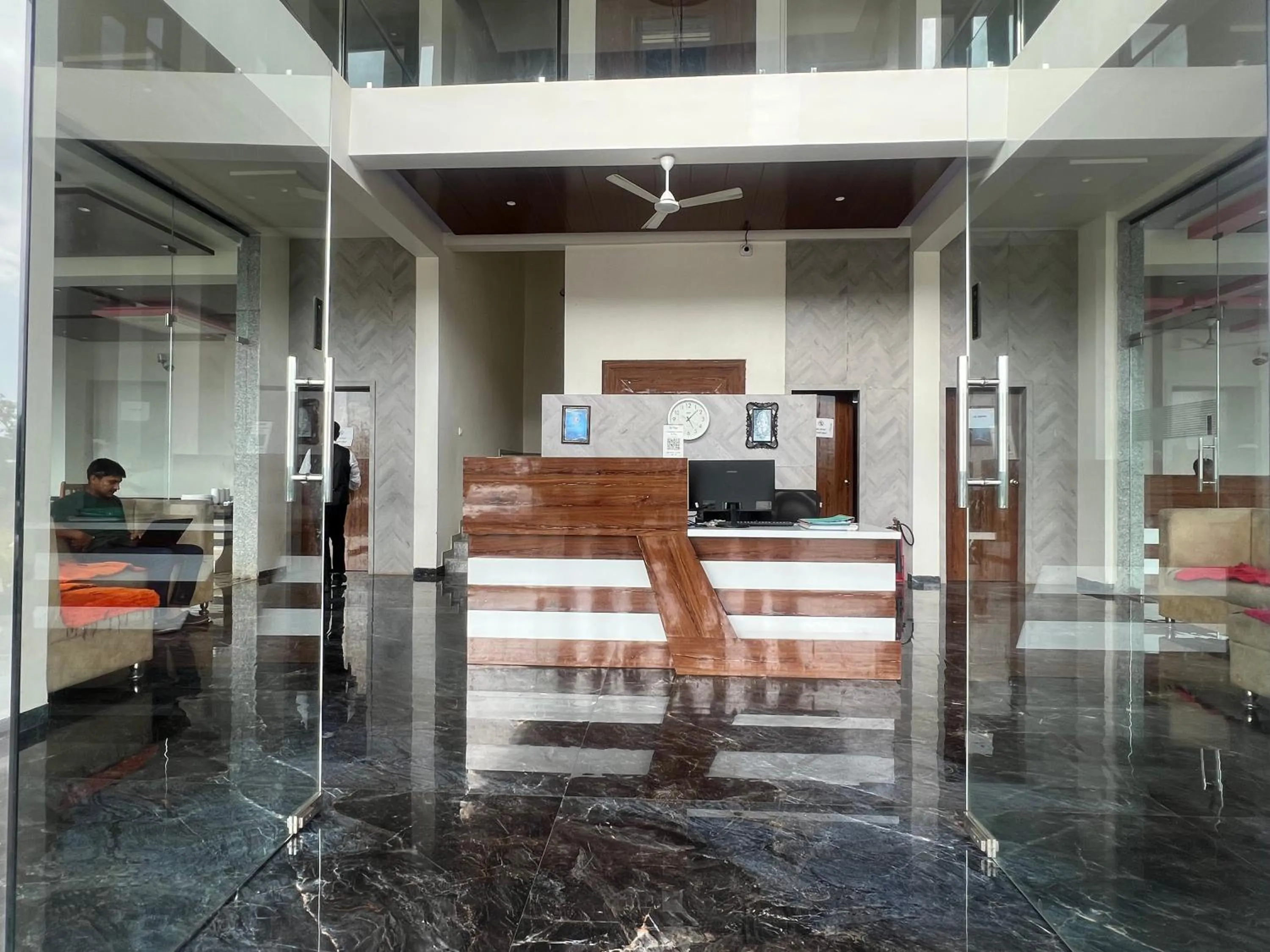 Lobby or reception in Daksh The Valley Resort - Saputara