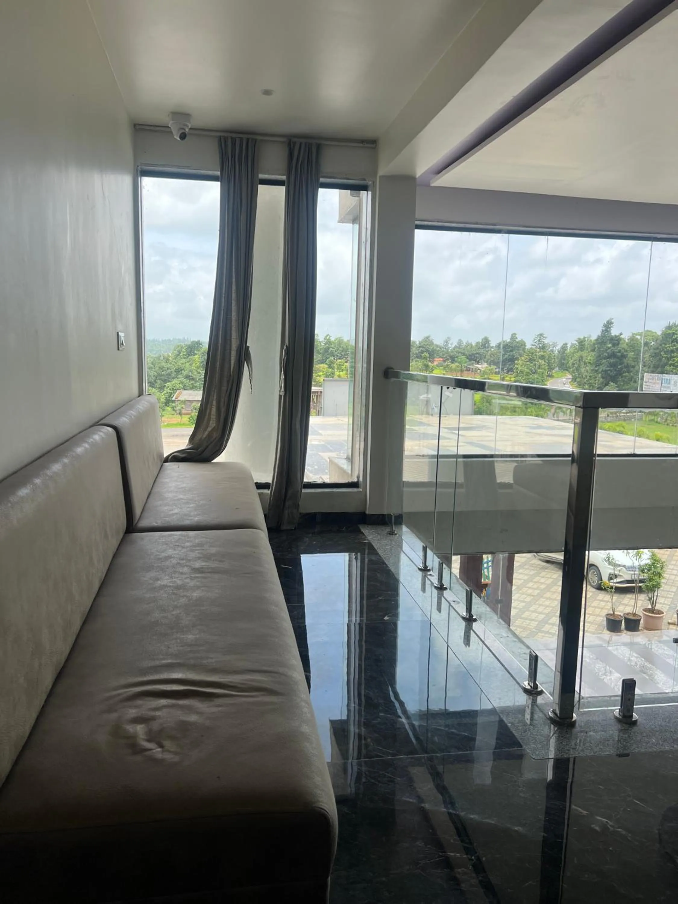 Lobby or reception in Daksh The Valley Resort - Saputara