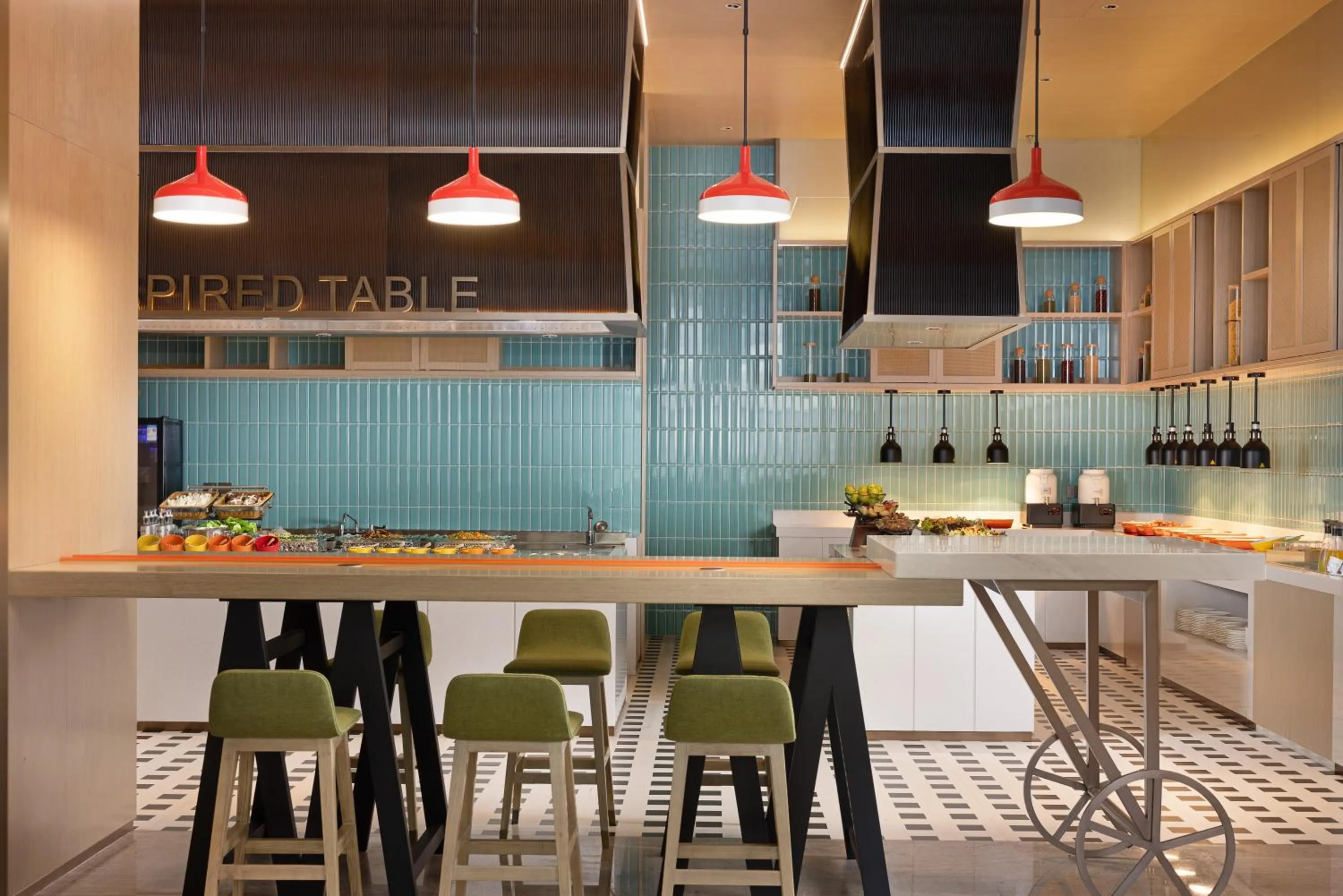 Restaurant/places to eat in Home2 Suite by Hilton Kunming Xishan