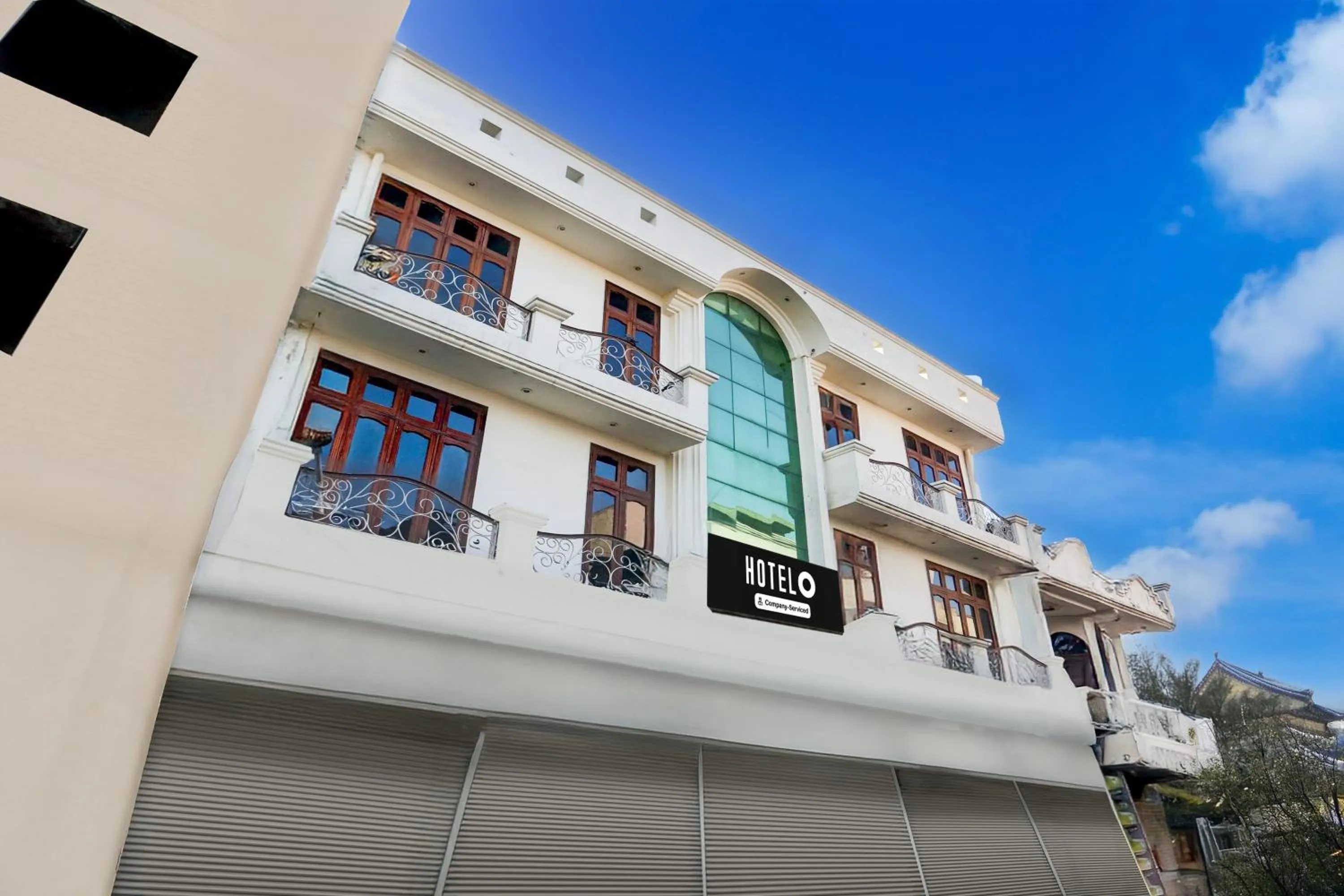 Facade/entrance in Super Hotel O Subhani Building Formerly Hotel Amandeep