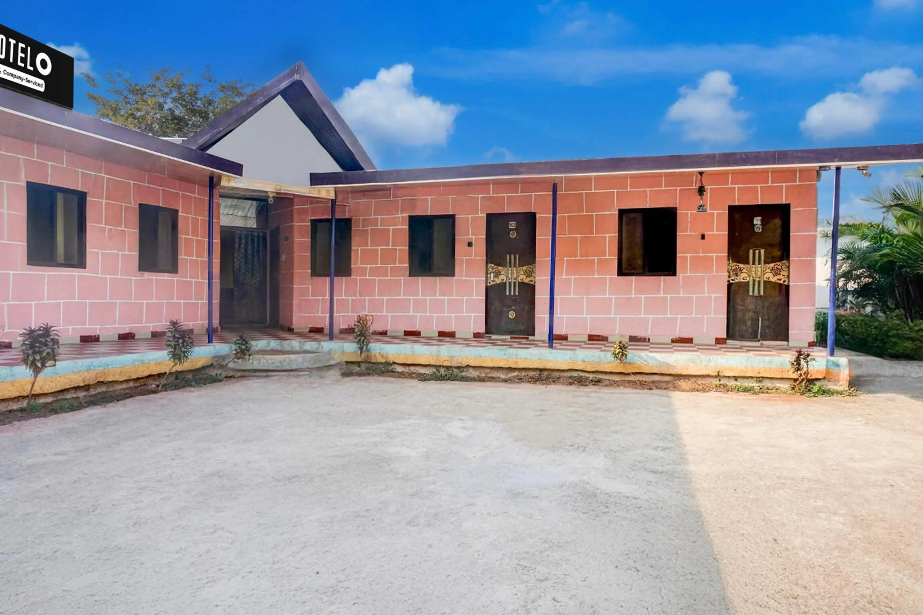 Facade/entrance in Hotel O Malavli Lonavala