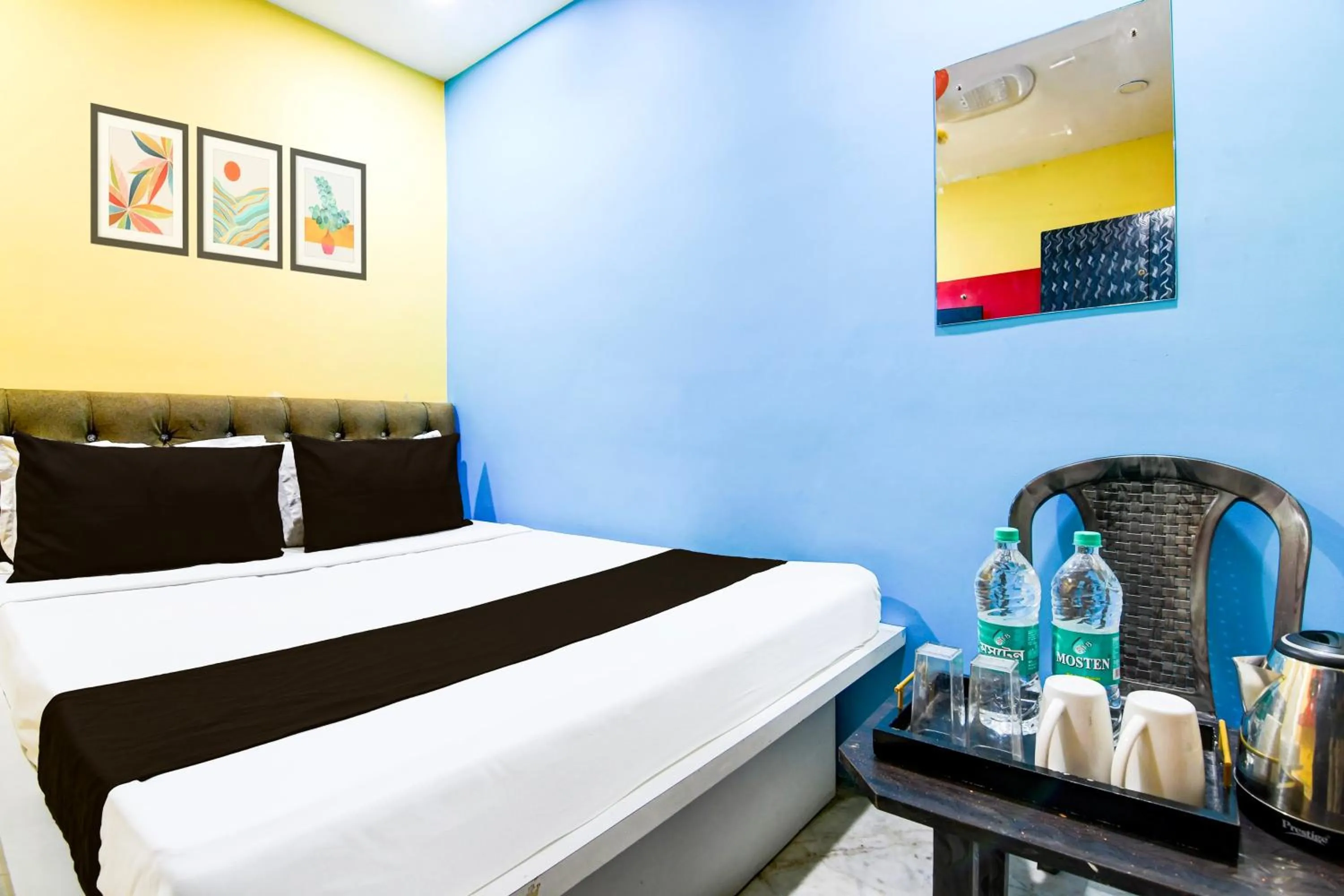 Bedroom, Bed in Super Hotel O Kolkata Near Acropolis Mall Formerly 7 Horse GH