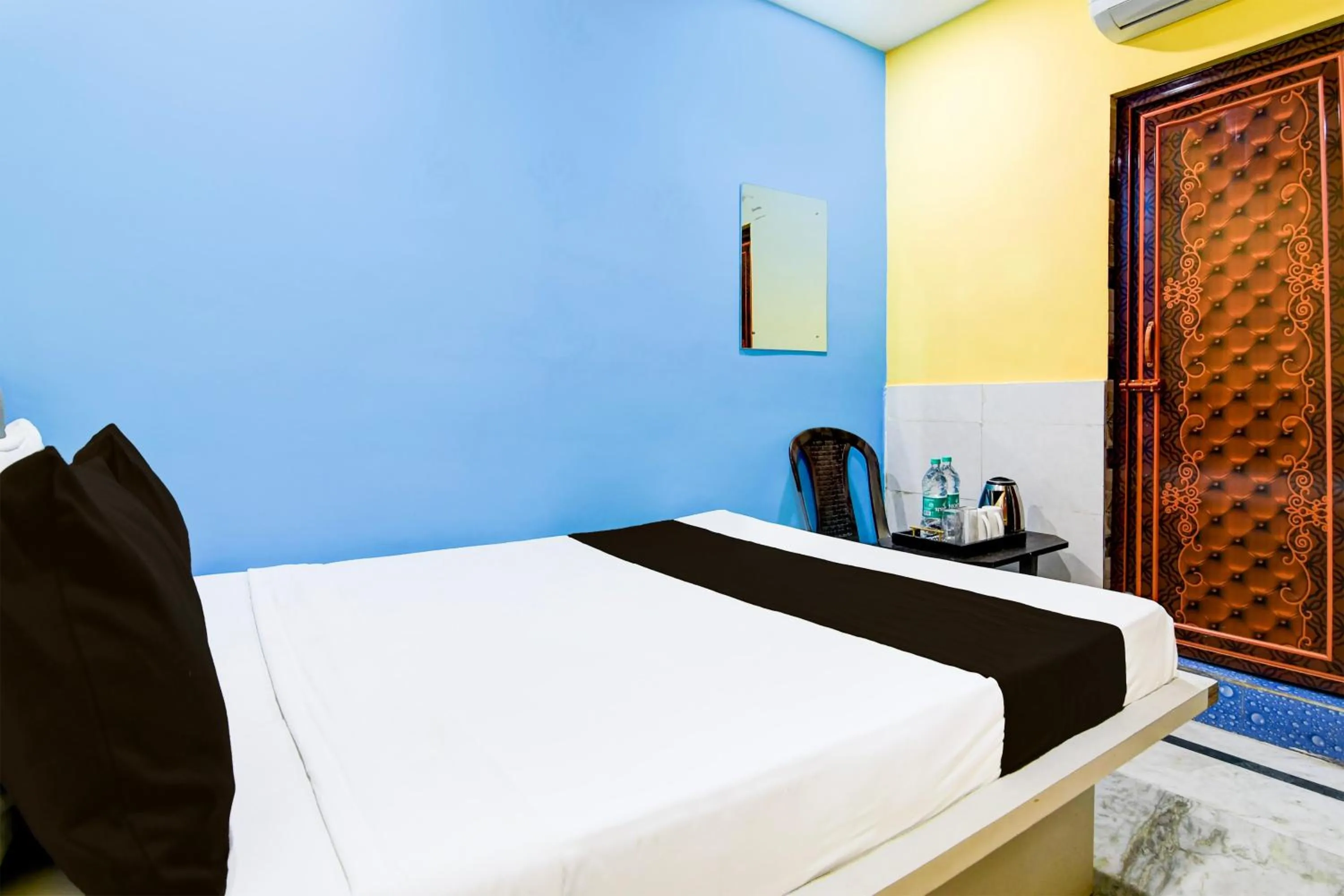 Bedroom, Bed in Super Hotel O Kolkata Near Acropolis Mall Formerly 7 Horse GH