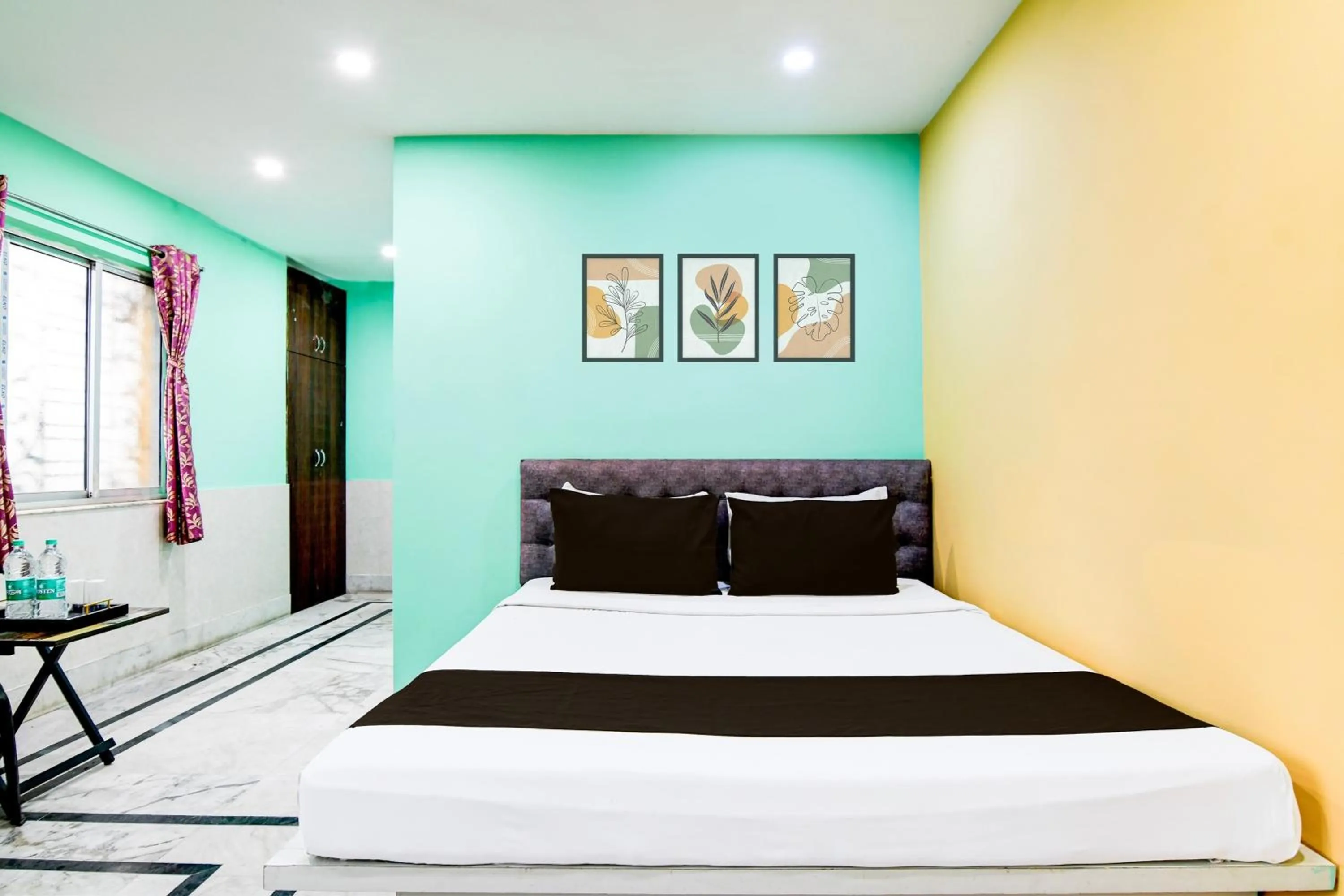 Bedroom, Bed in Super Hotel O Kolkata Near Acropolis Mall Formerly 7 Horse GH