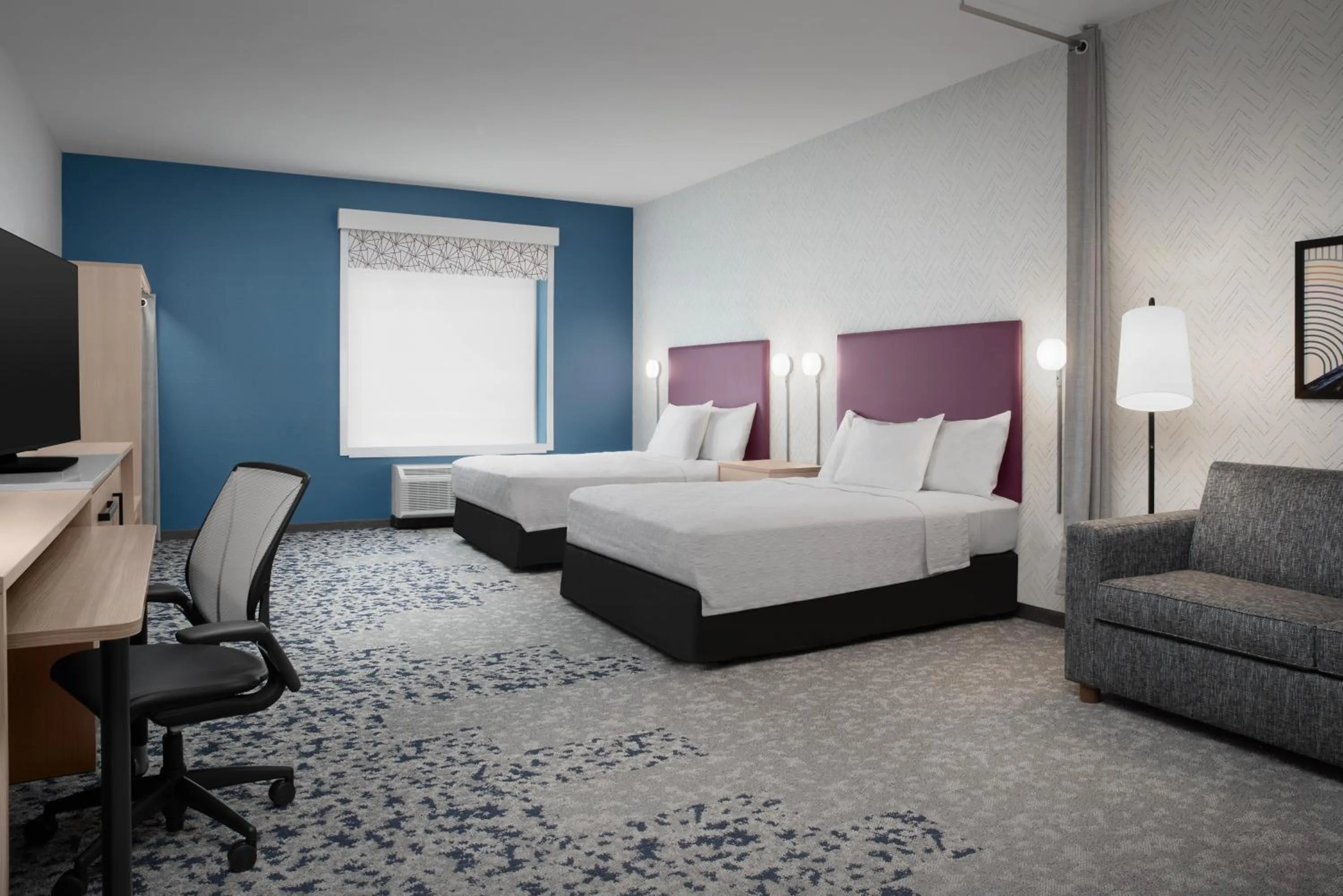 Bed in Home2 Suites By Hilton Lakeland North I-4