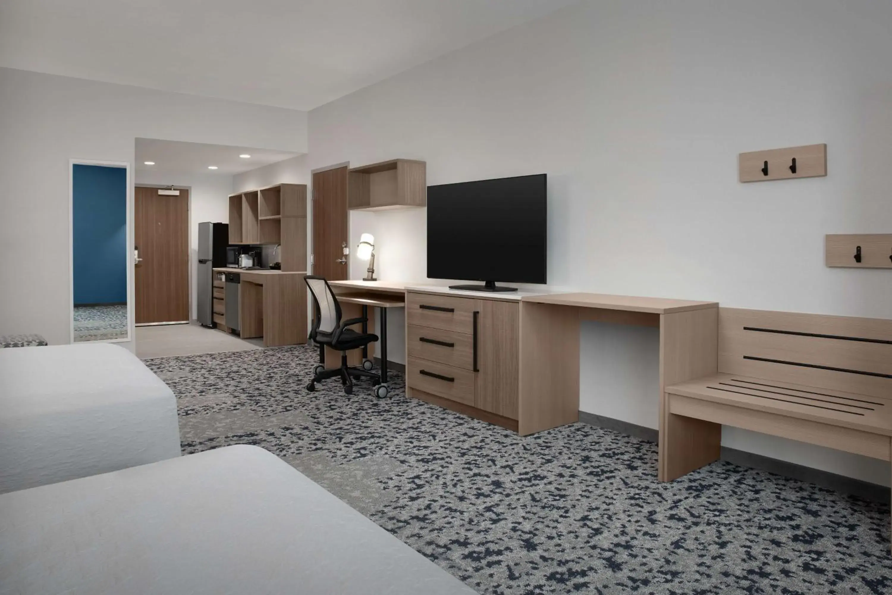 Studio Suite with Two Queen Beds and Tub - Mobility Access in Home2 Suites By Hilton Lakeland North I-4 Studio Suite with Two Queen Beds and Tub - Mobility Access in Home2 Suites By Hilton Lakeland North I-4