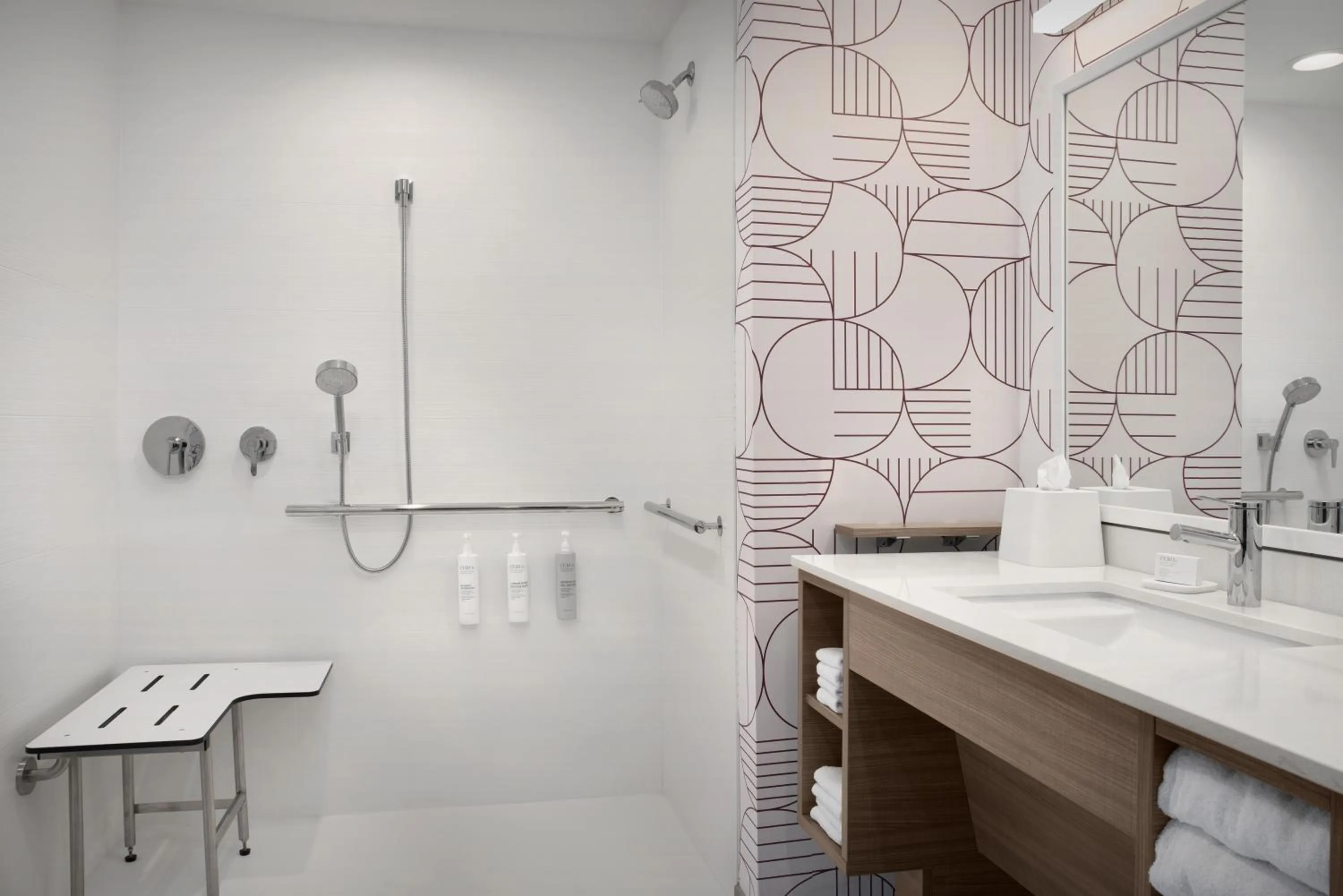 Bathroom in Home2 Suites By Hilton Lakeland North I-4