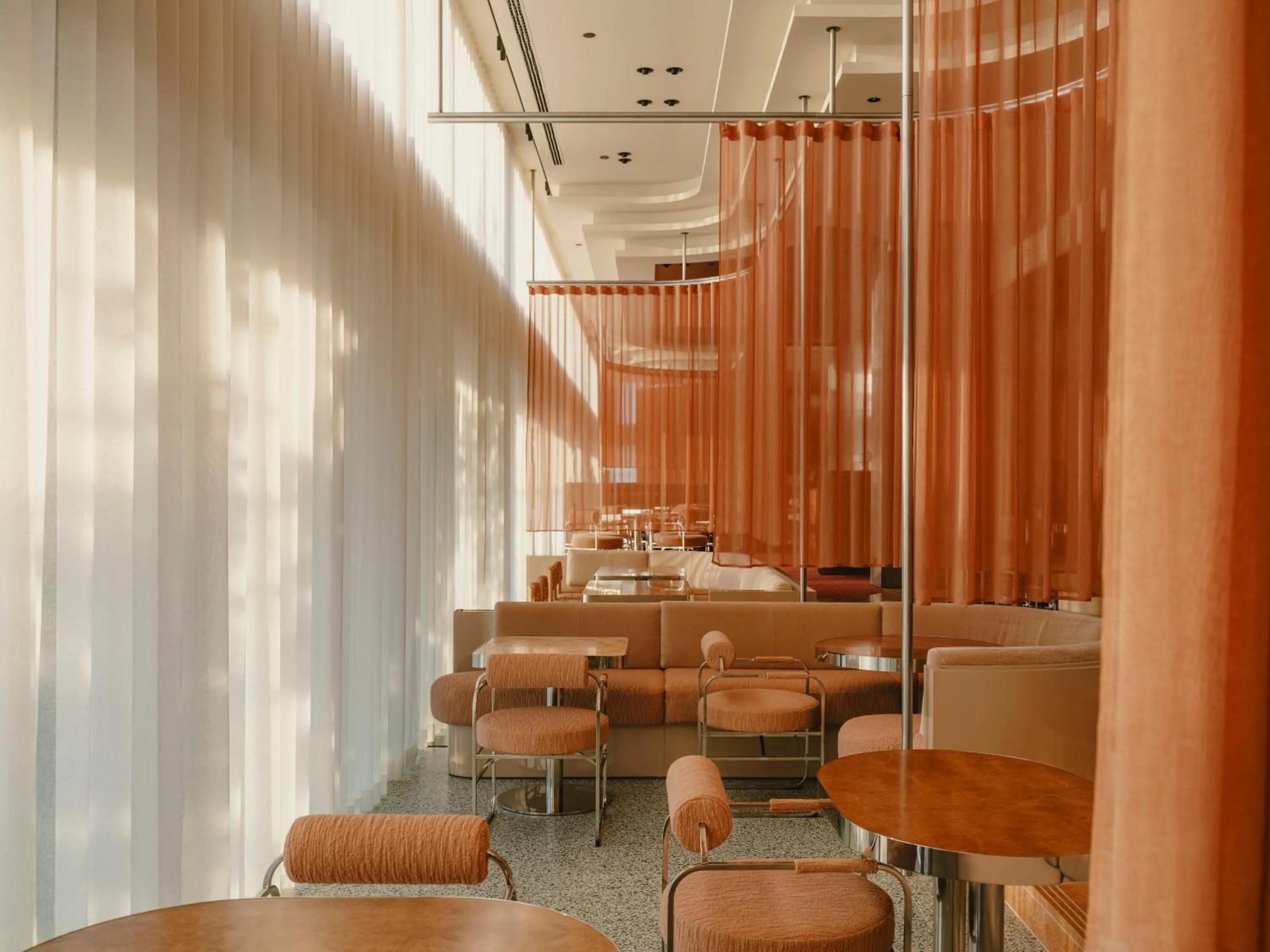 Restaurant/places to eat in The Standard, Brussels