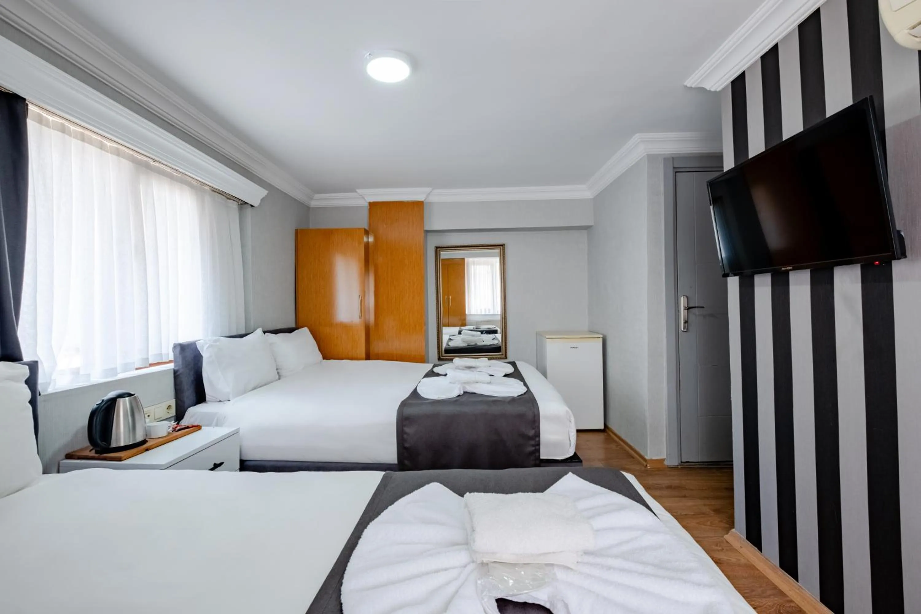 Photo of the whole room, Bed in JAMMY Hotel