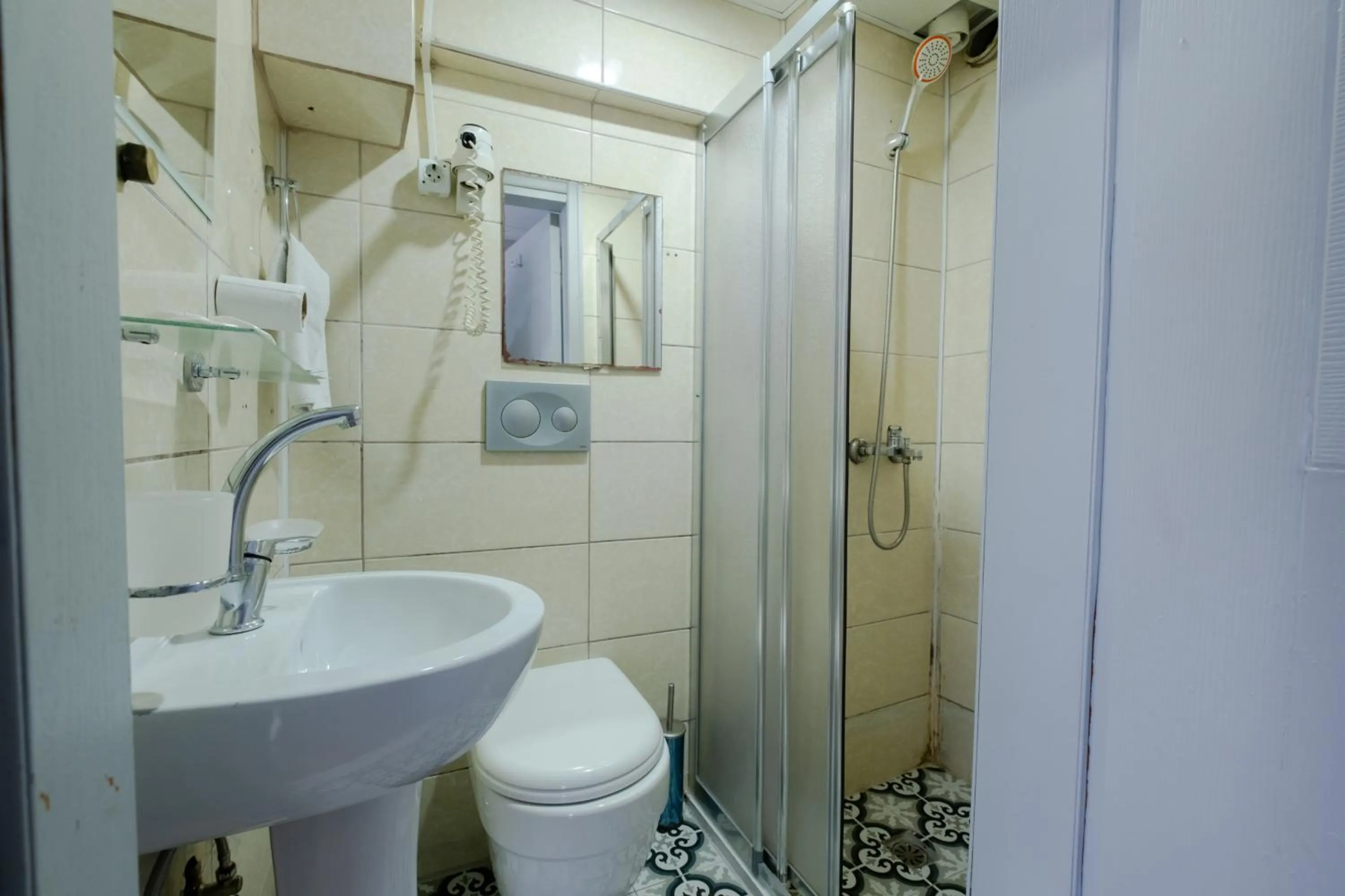 Photo of the whole room in JAMMY Hotel