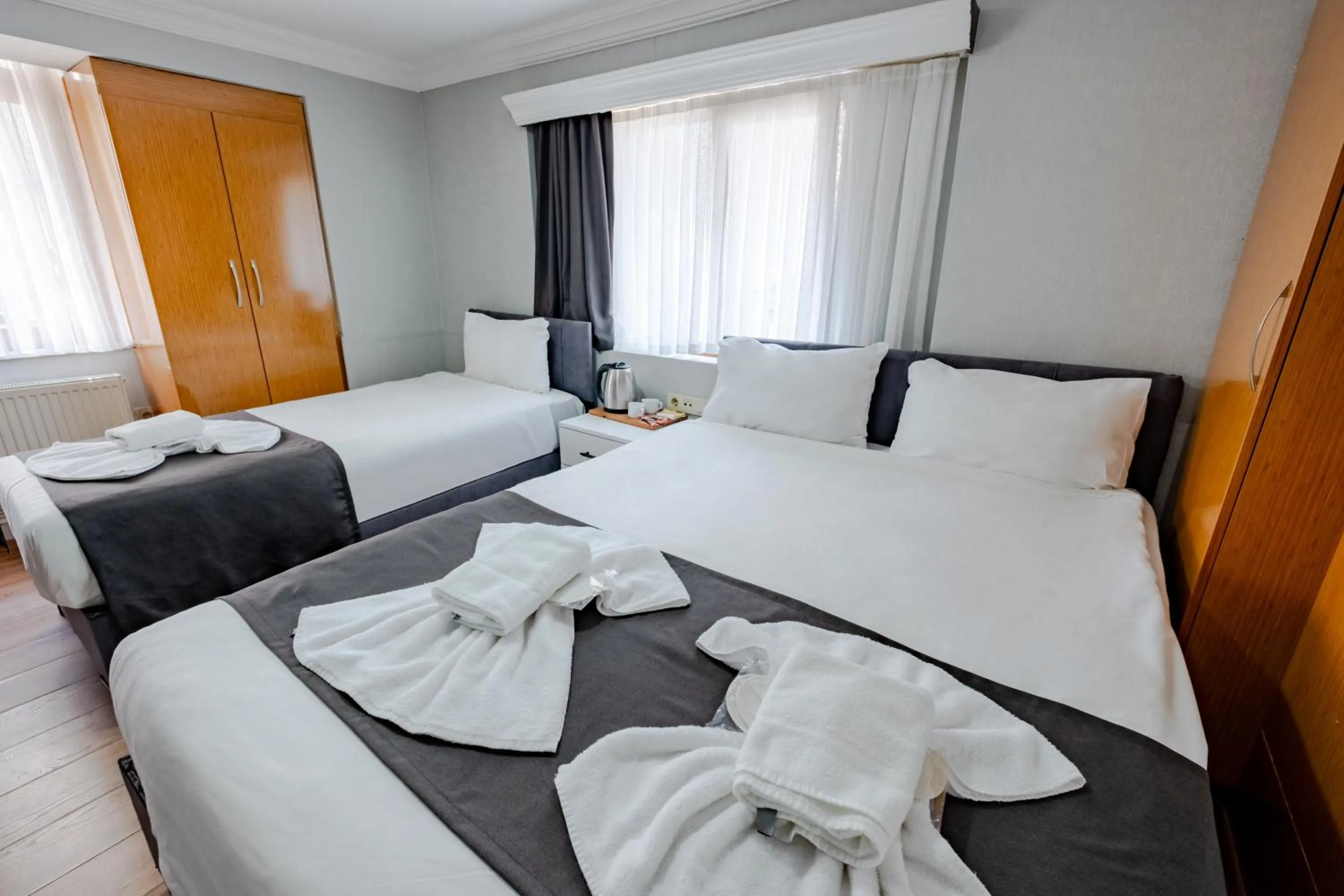 Photo of the whole room, Bed in JAMMY Hotel