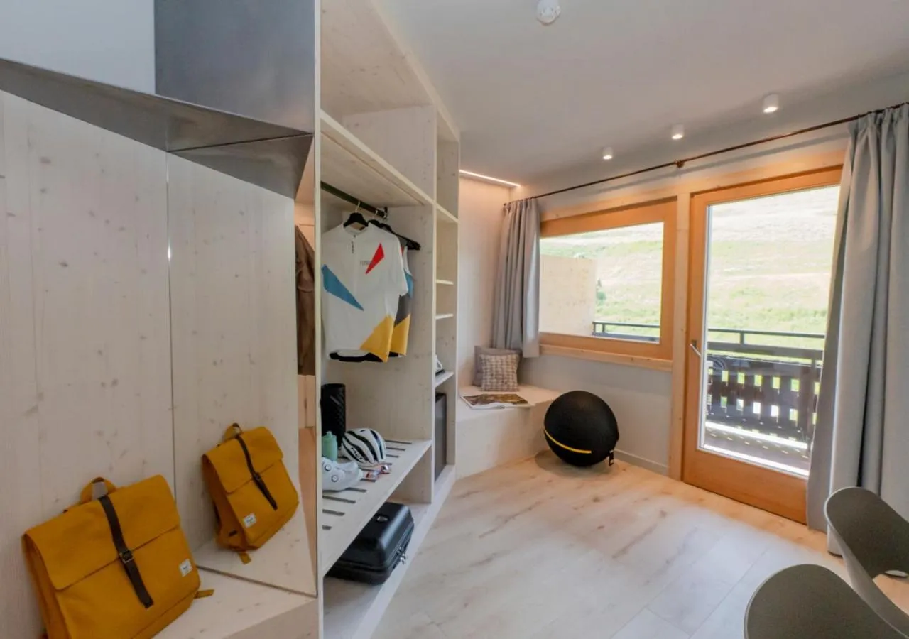 Photo of the whole room, Bed in Funivia Bormio Active Hotel - Adults Only