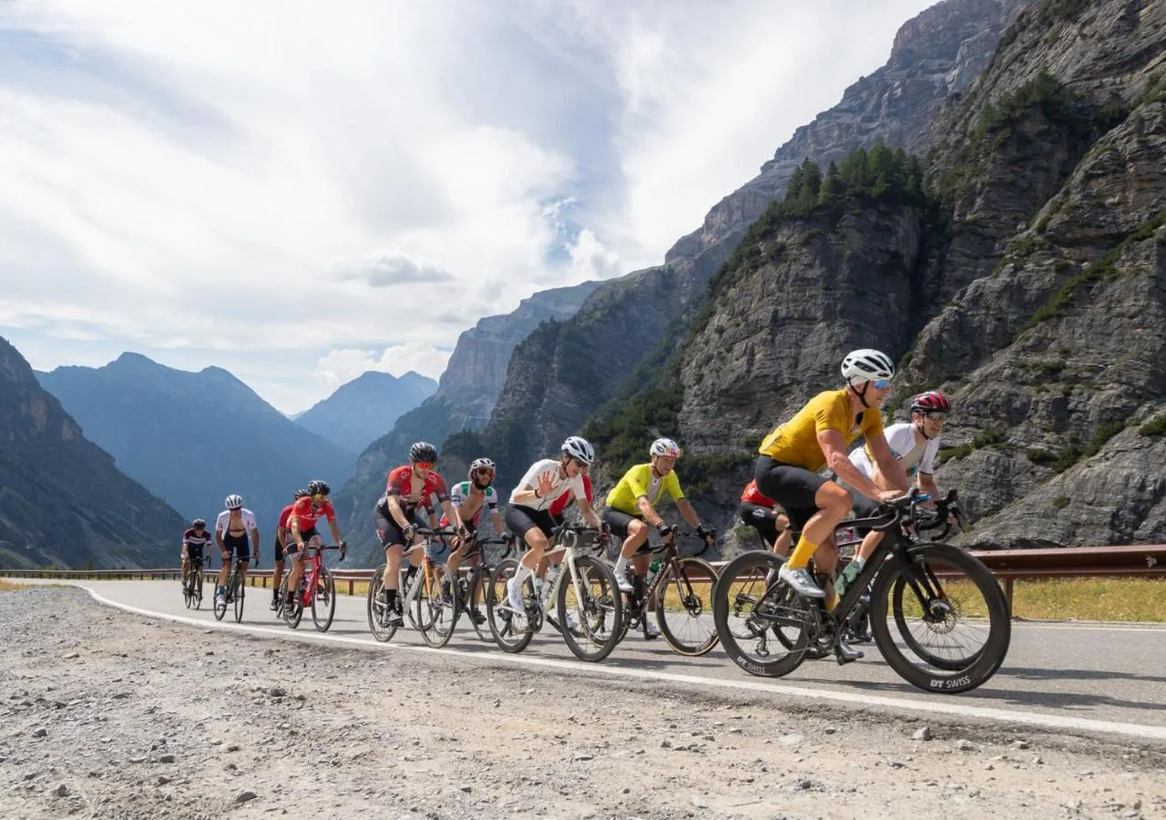 Cycling in Funivia Bormio Active Hotel - Adults Only