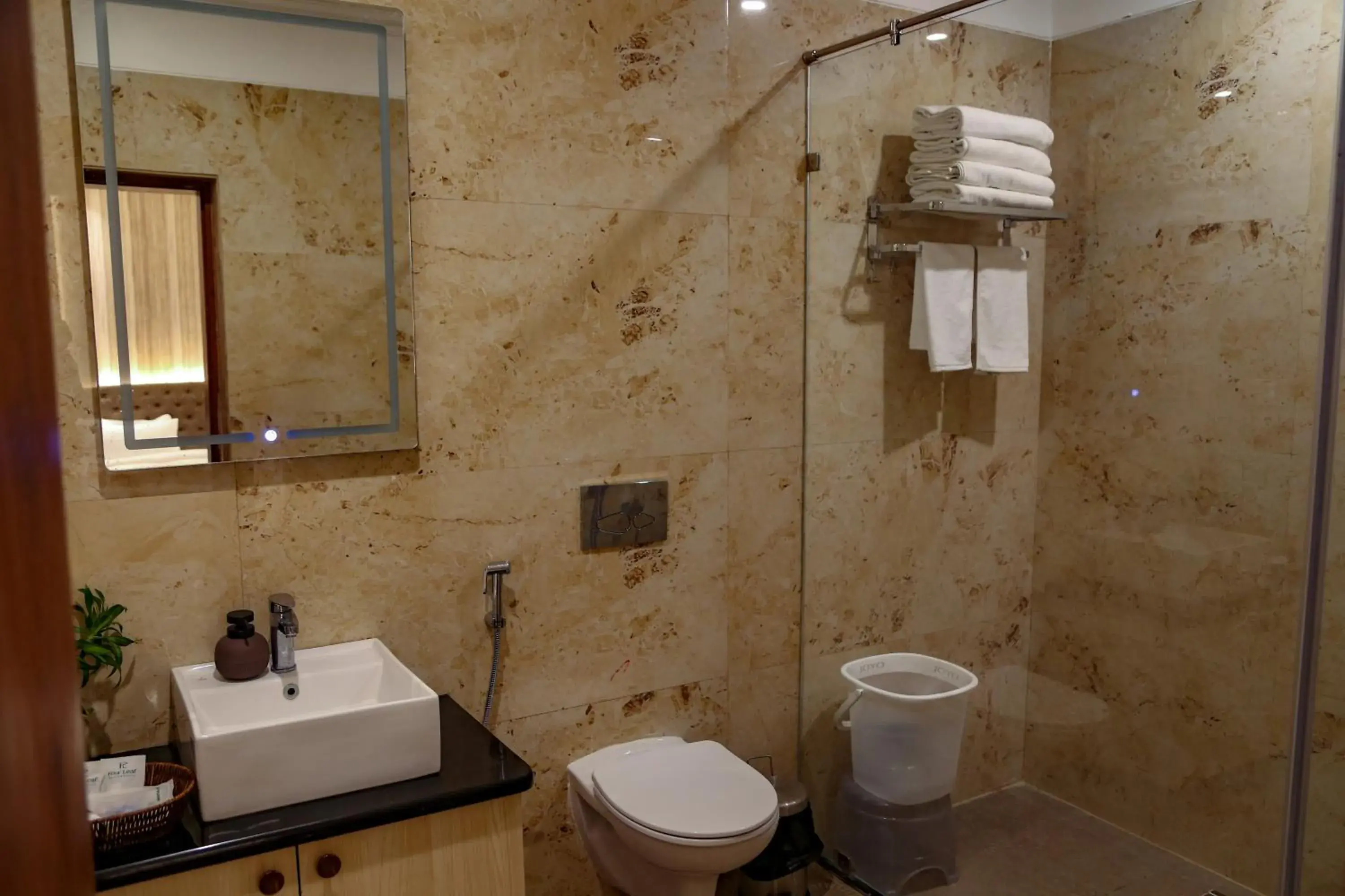 Deluxe Double or Twin Room with City View in Four Leaf Hotel Arjuna Manor, Varanasi Deluxe Double or Twin Room with City View in Four Leaf Hotel Arjuna Manor, Varanasi