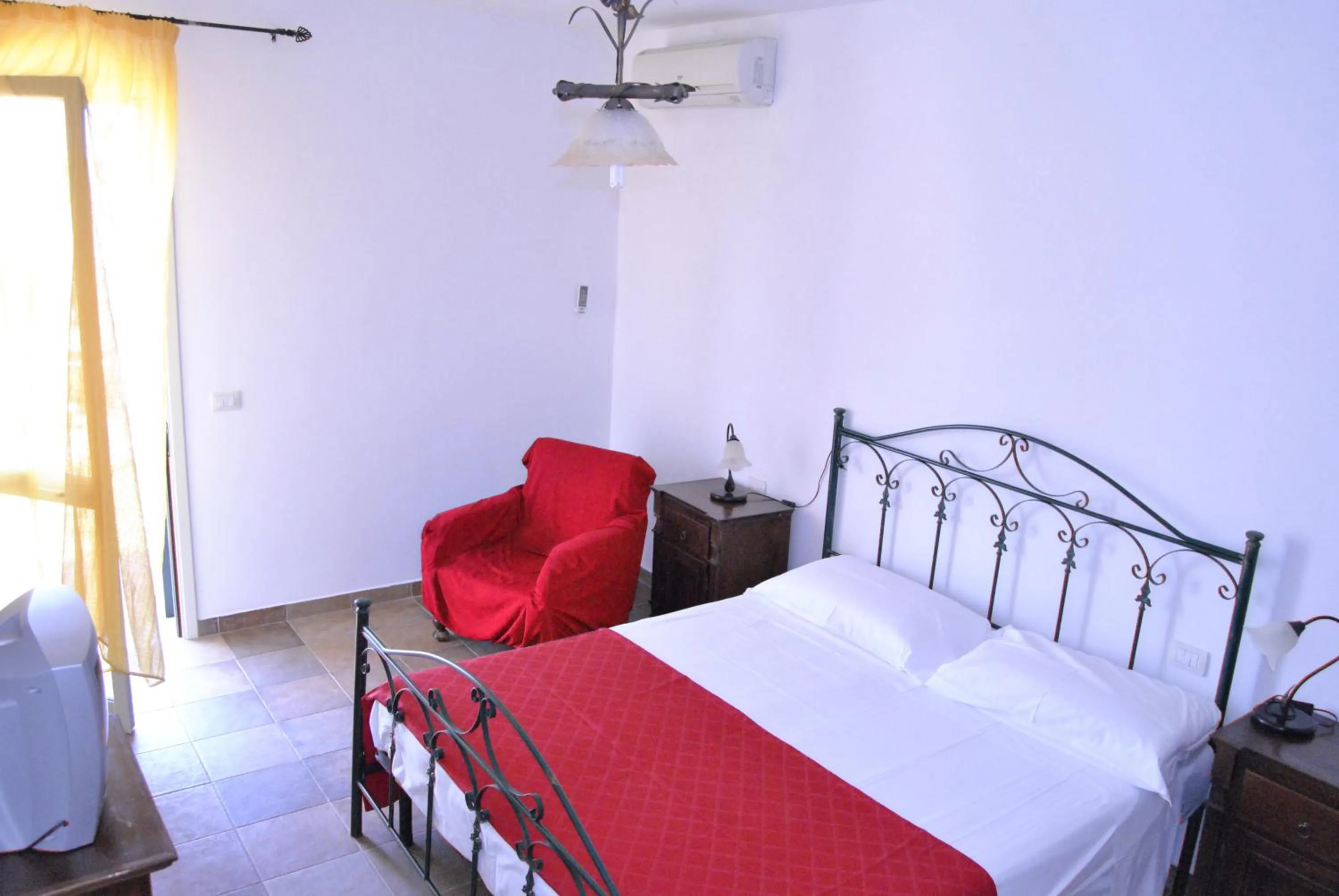 Bedroom, Bed in Agriturismo La Lucia