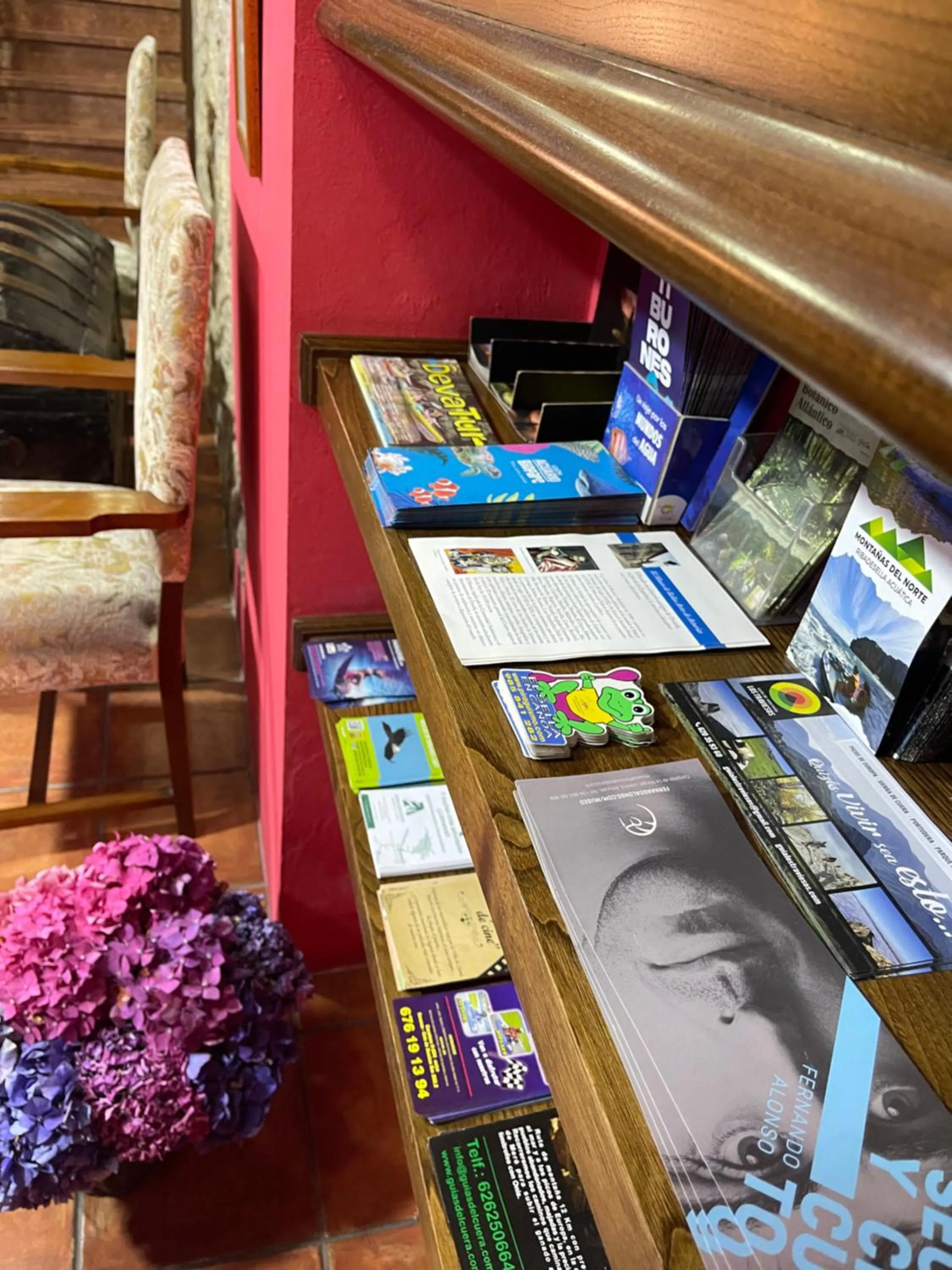 Seating area in La Posada del Rey