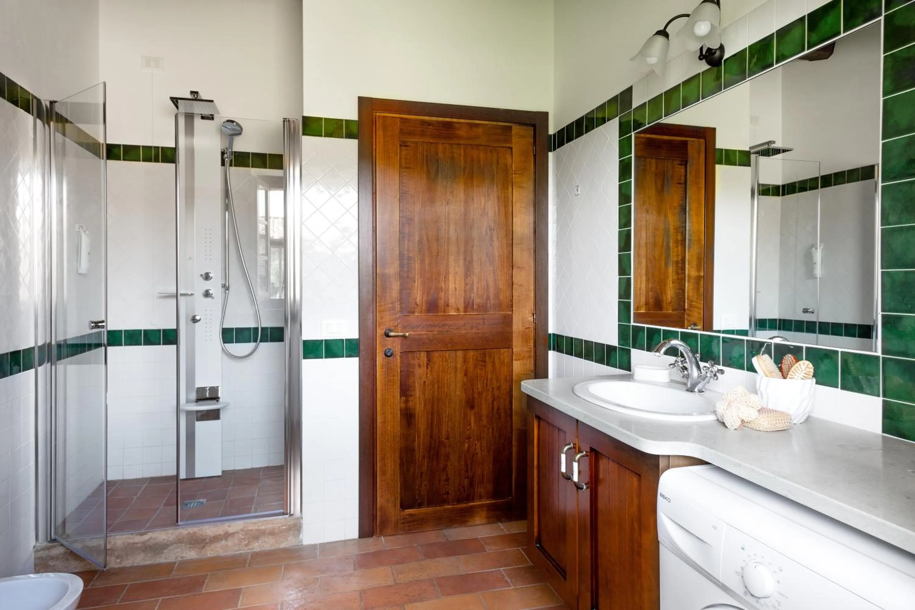 Shower in PanElios Borgo Vacanze