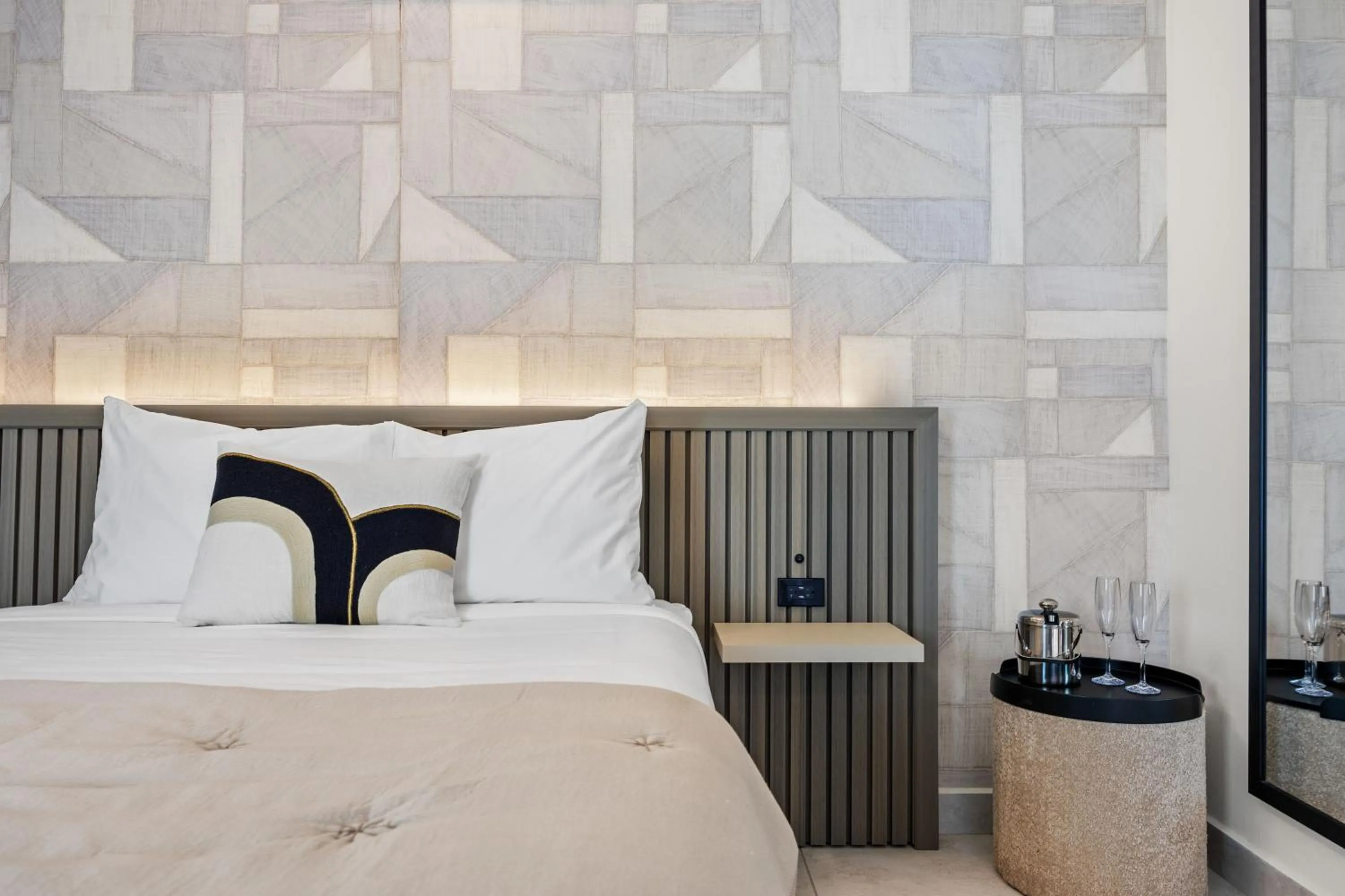 Other, Bed in The Weekender by Otium