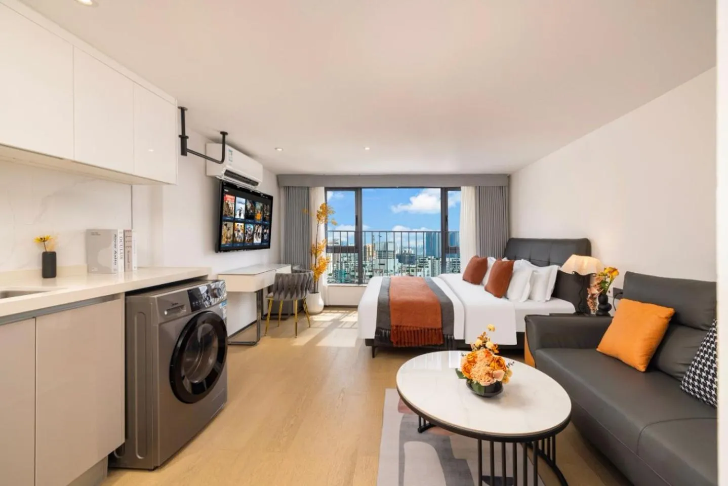 Bed in Mihua International Apartment - Guangzhou Yangang Subway Station Branch