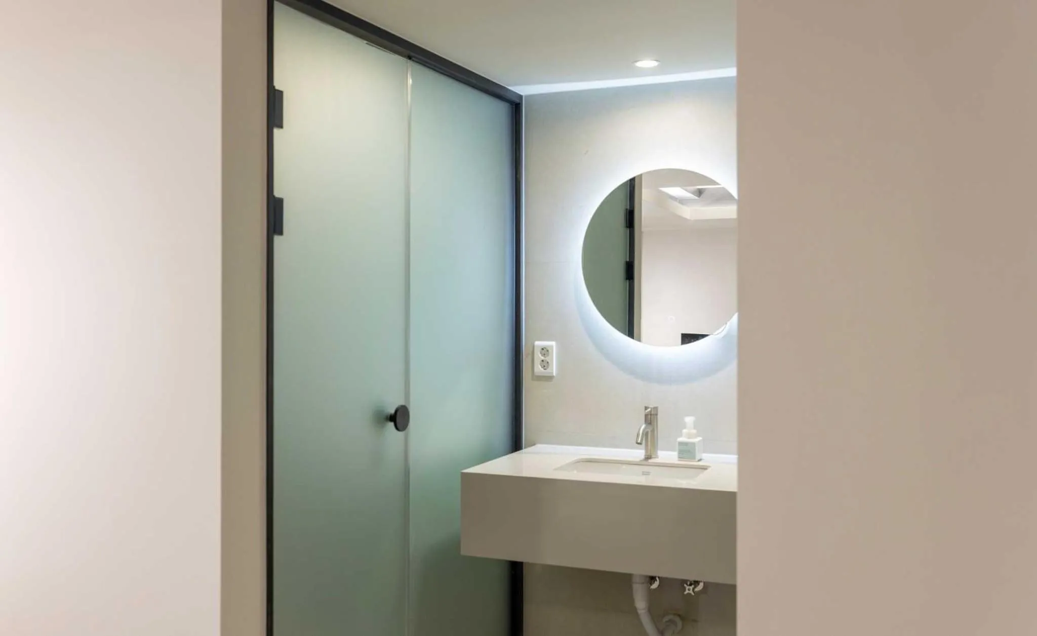 Bathroom in Aank Hotel and Spa Jongno Unni