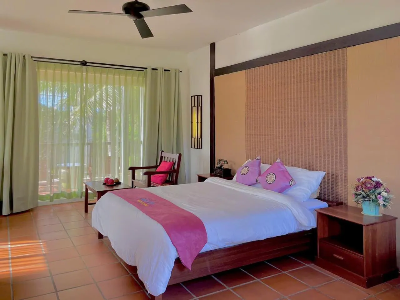 Bed in Melon Resort & Pickleball Club Mũi Né