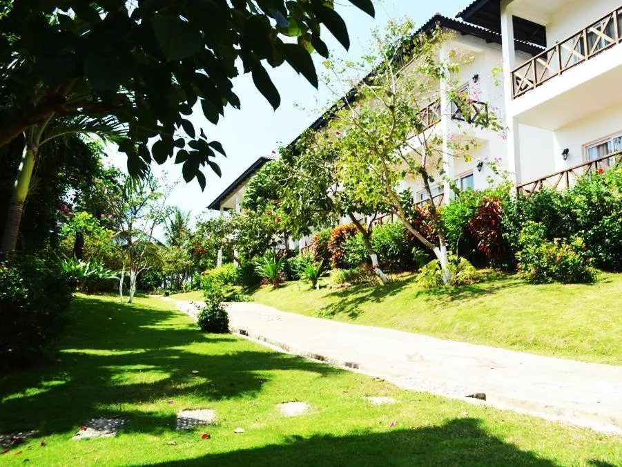 On site in Melon Resort & Pickleball Club Mũi Né