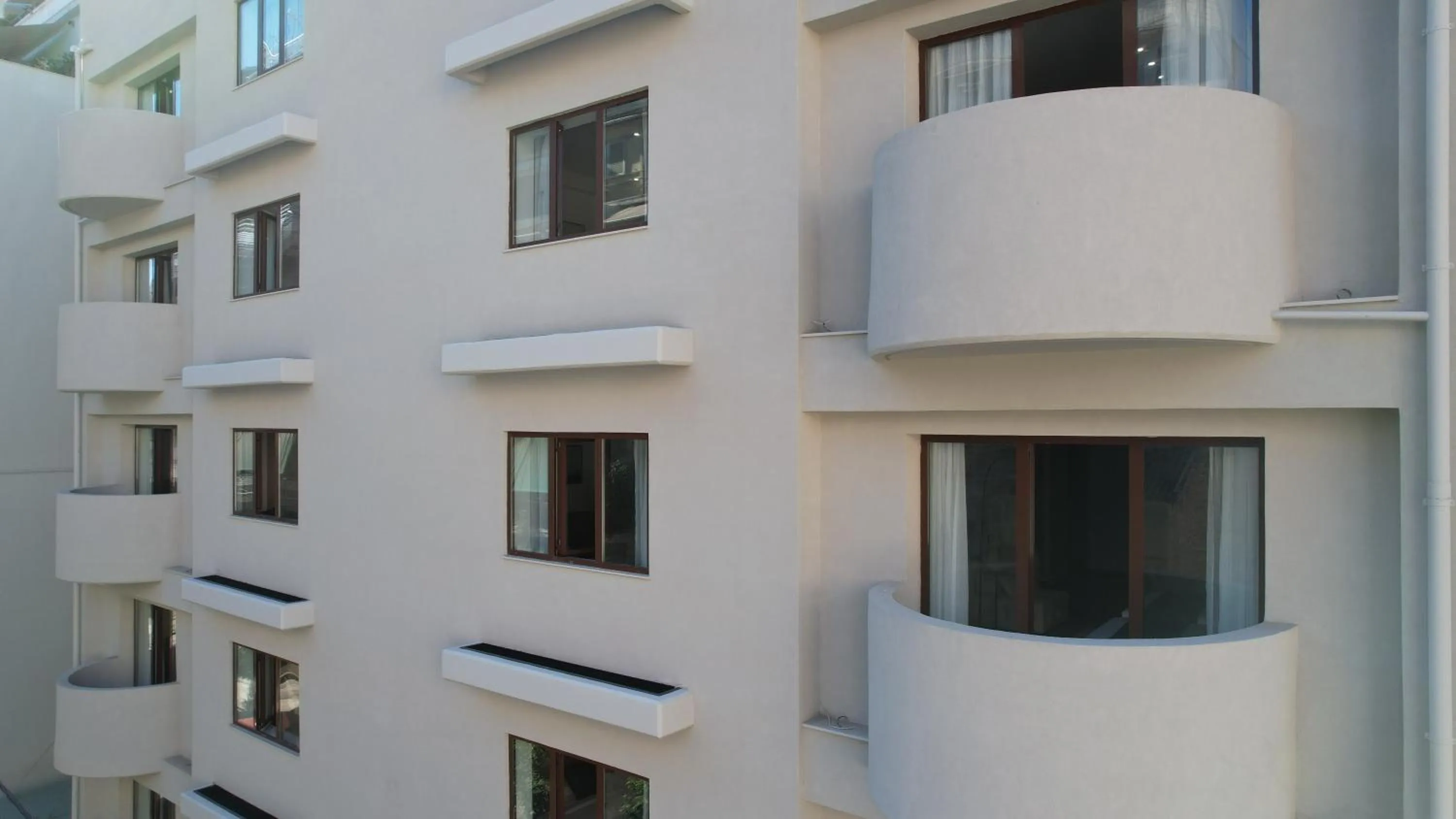 Property building in CC LUX Suites in Piraeus Port
