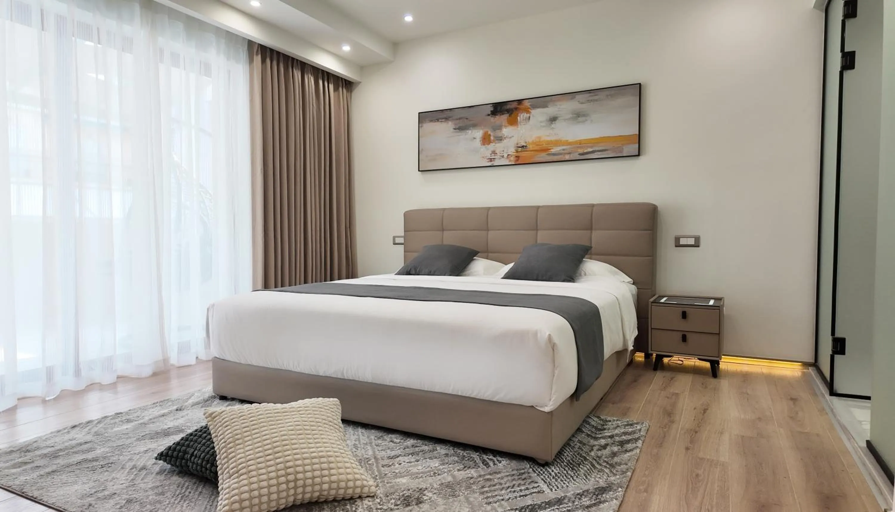 Bed in CC LUX Suites in Piraeus Port