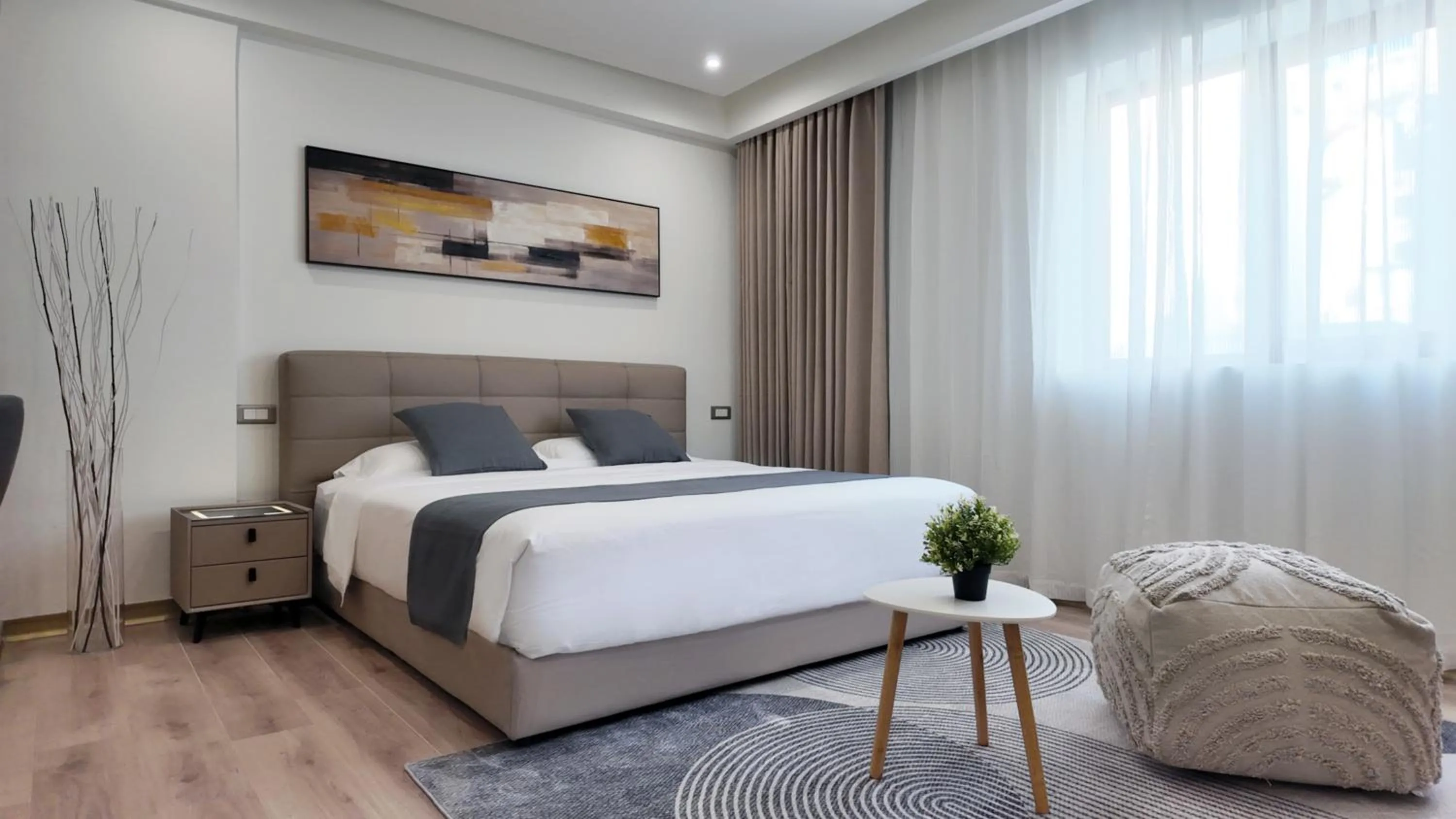 Bed in CC LUX Suites in Piraeus Port