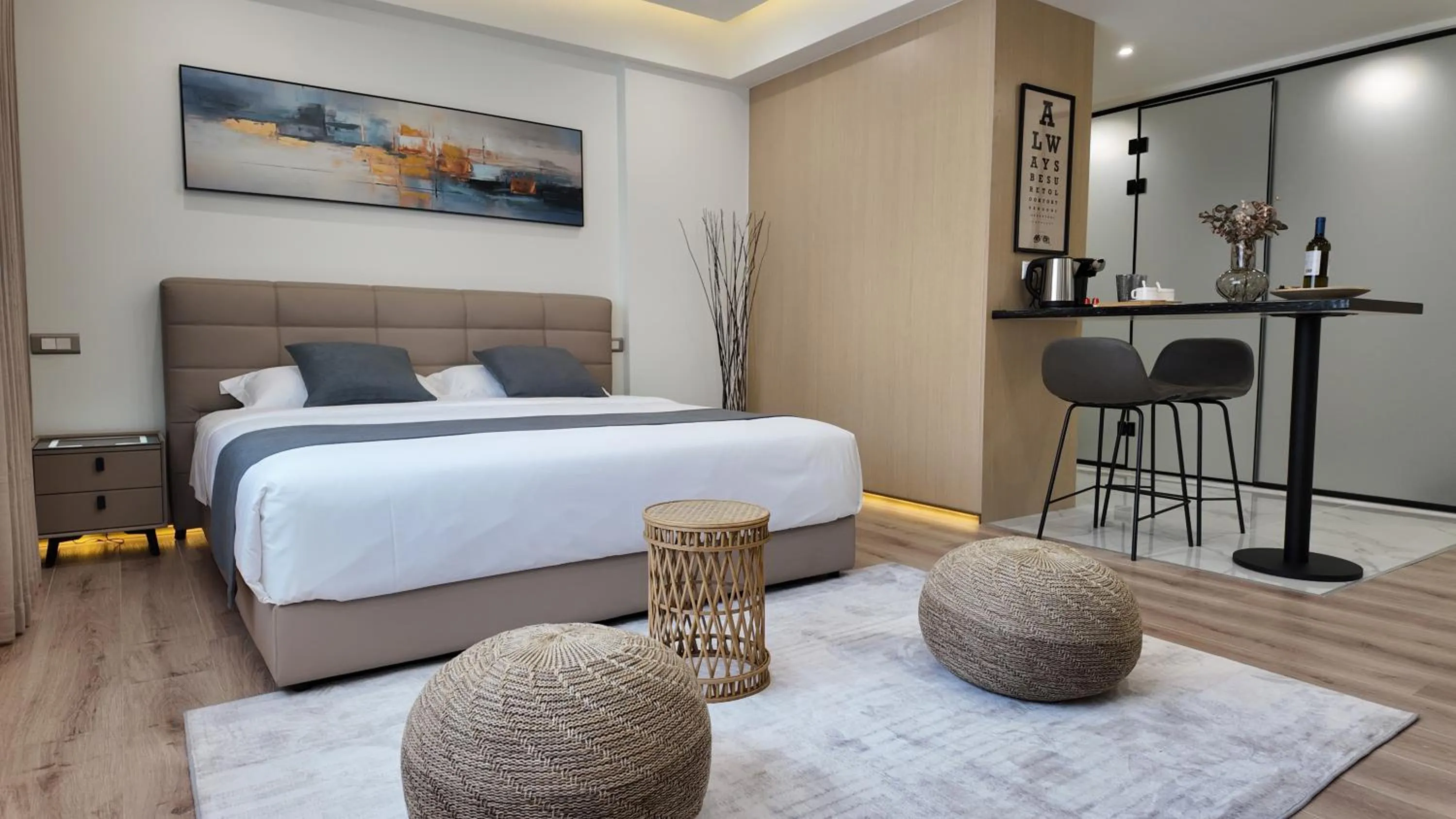 Photo of the whole room, Bed in CC LUX Suites in Piraeus Port