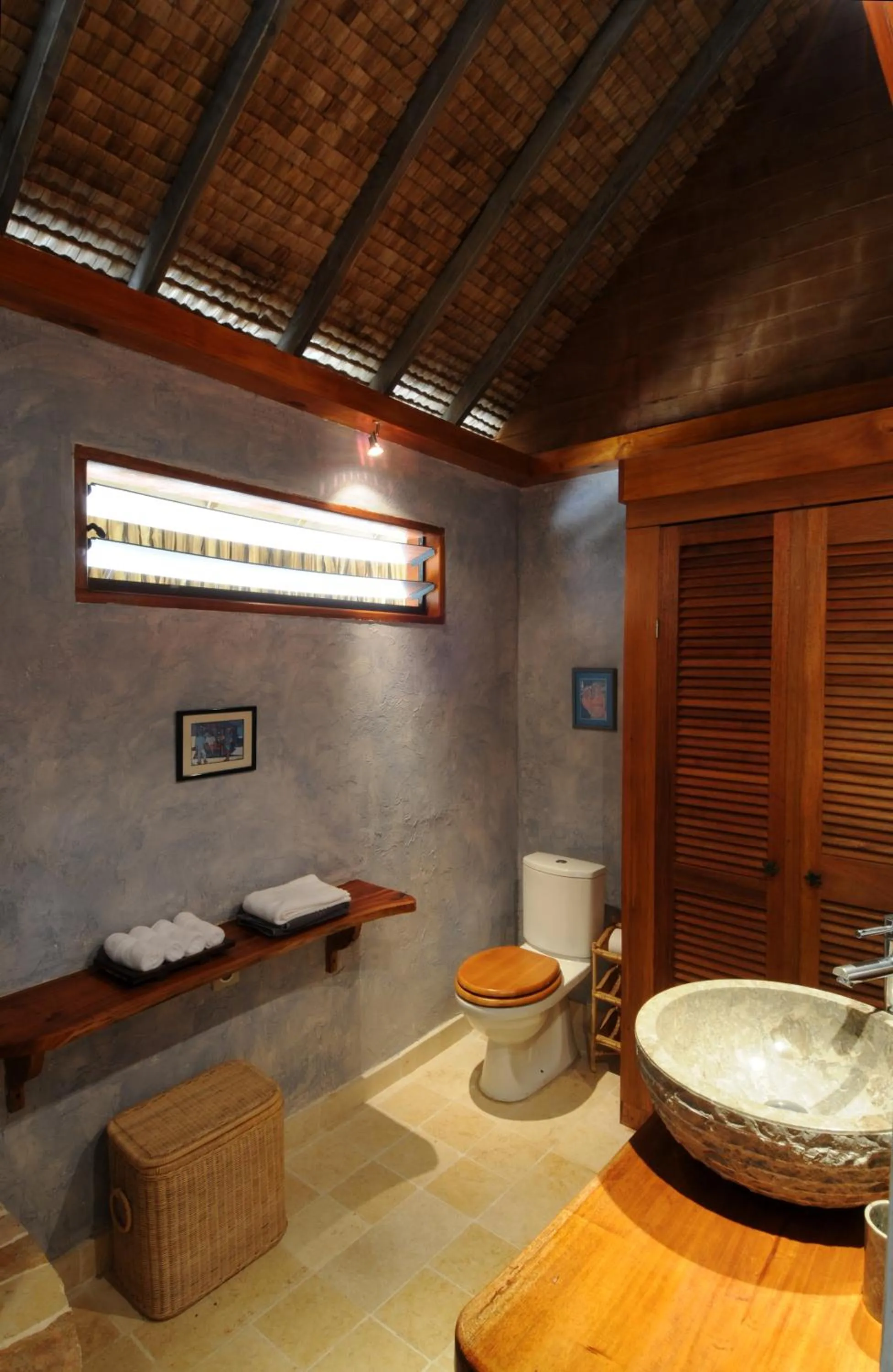 Bathroom in Green Lodge Moorea
