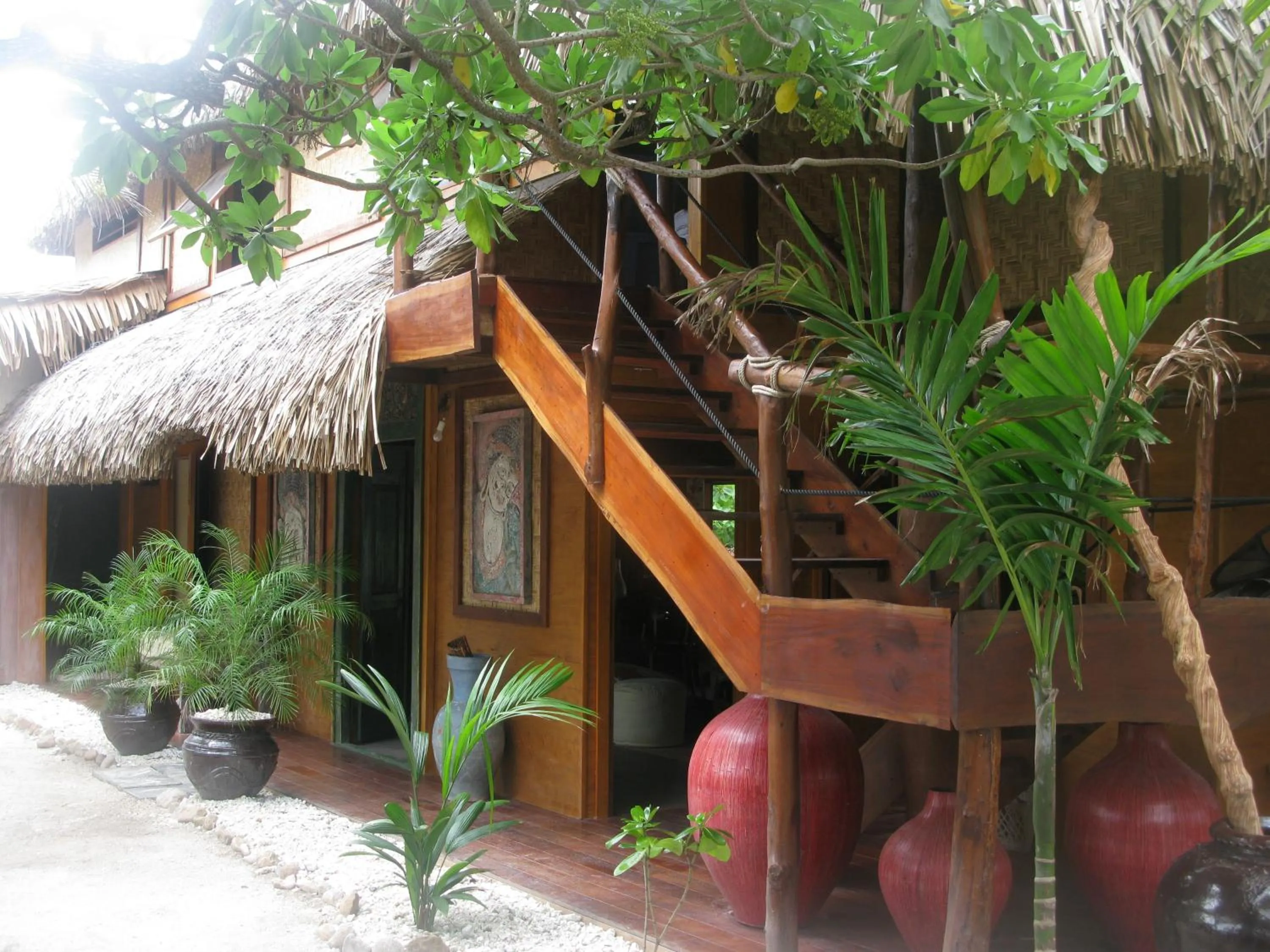 Facade/entrance in Green Lodge Moorea