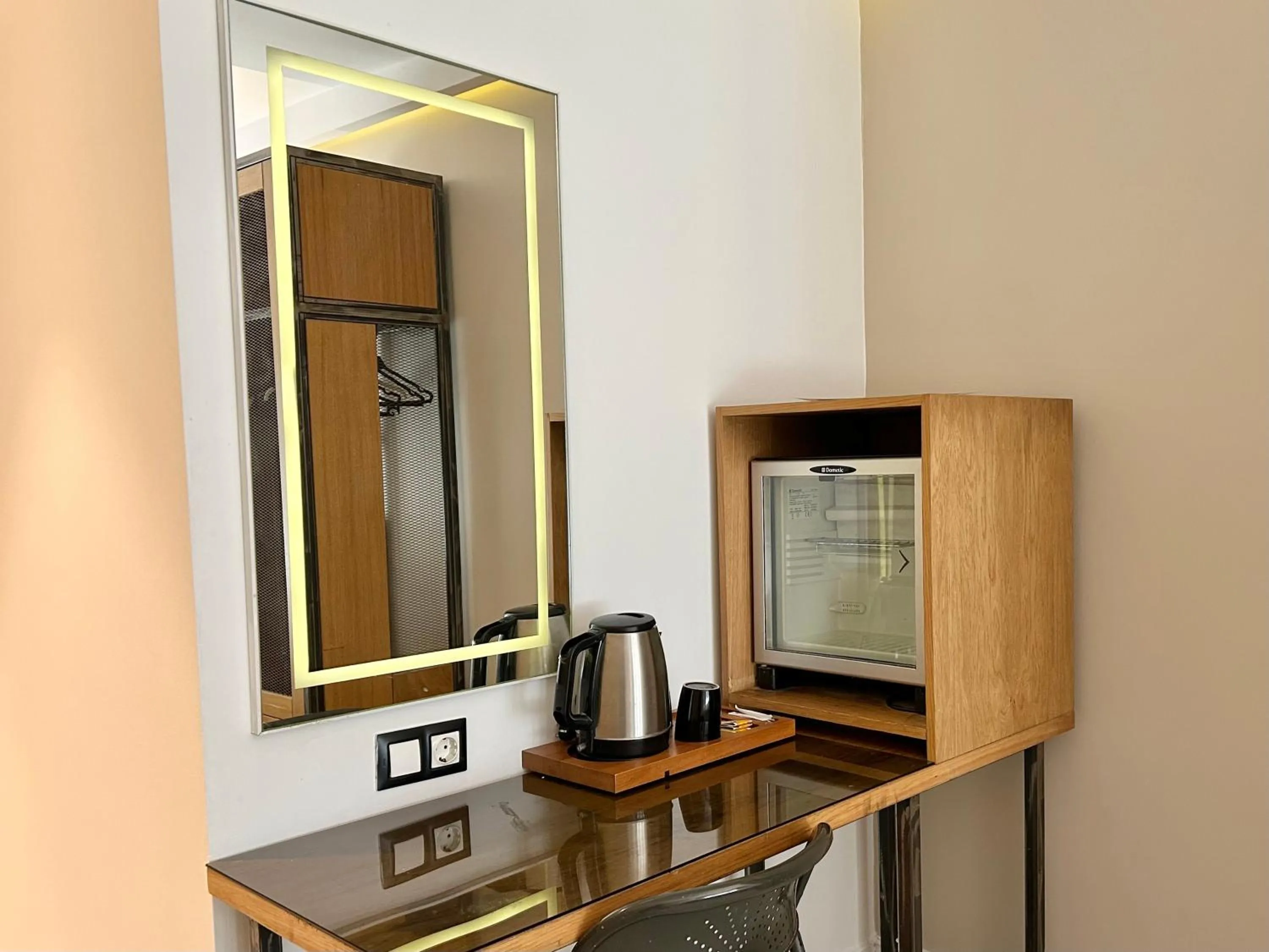 Coffee/tea facilities in Fitas Oda Hotel