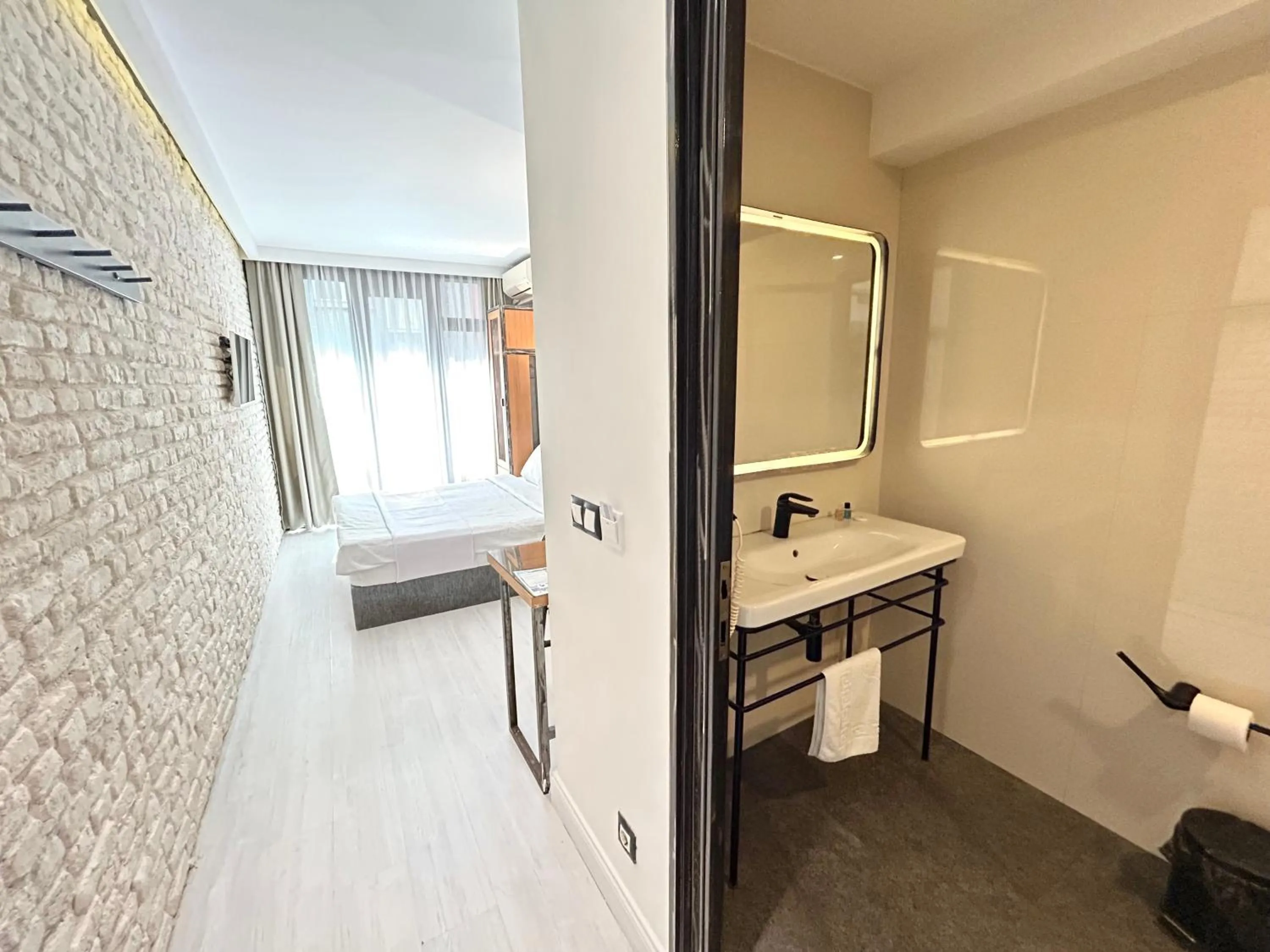 Bathroom in Fitas Oda Hotel