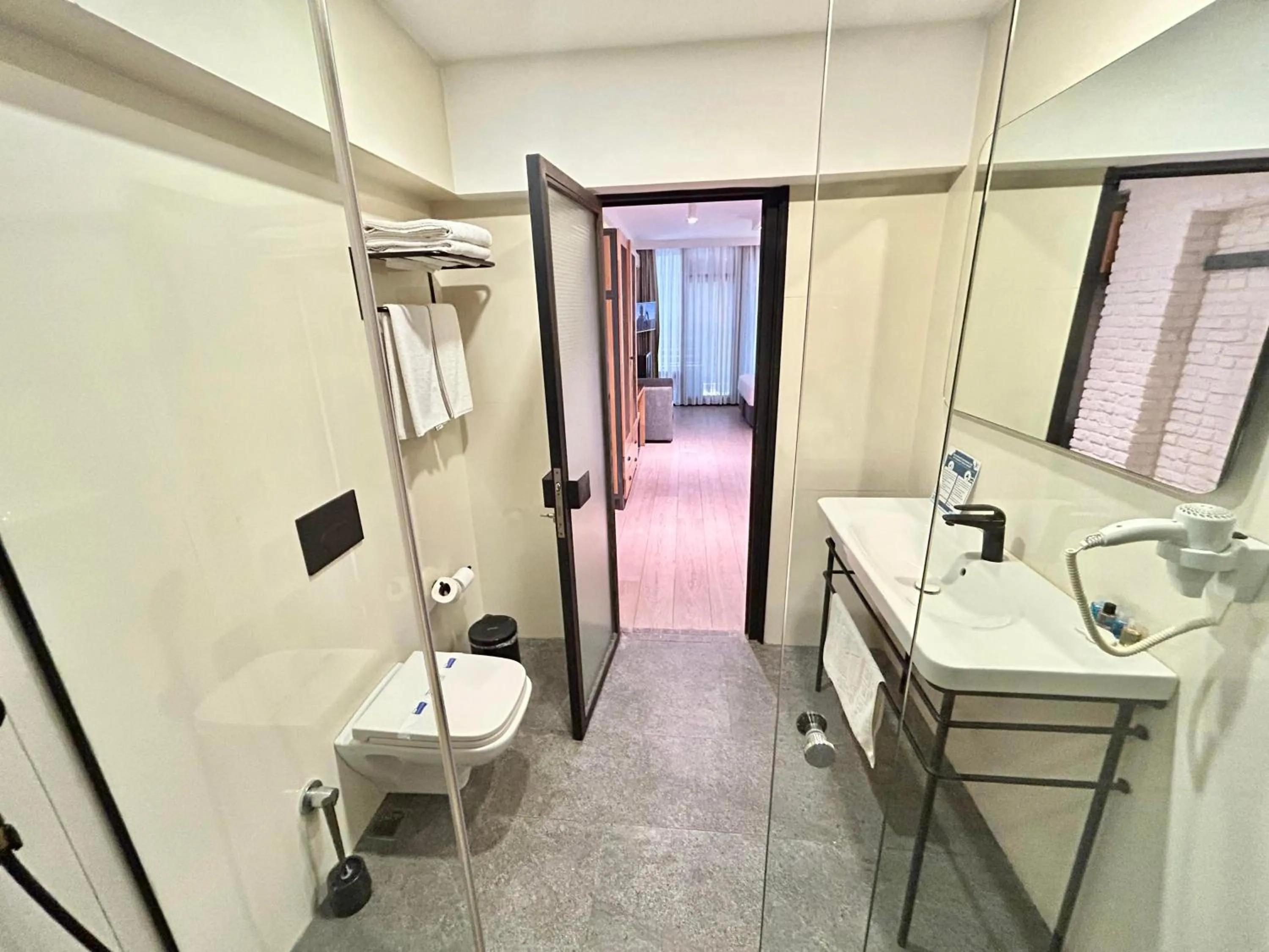 Bathroom in Fitas Oda Hotel