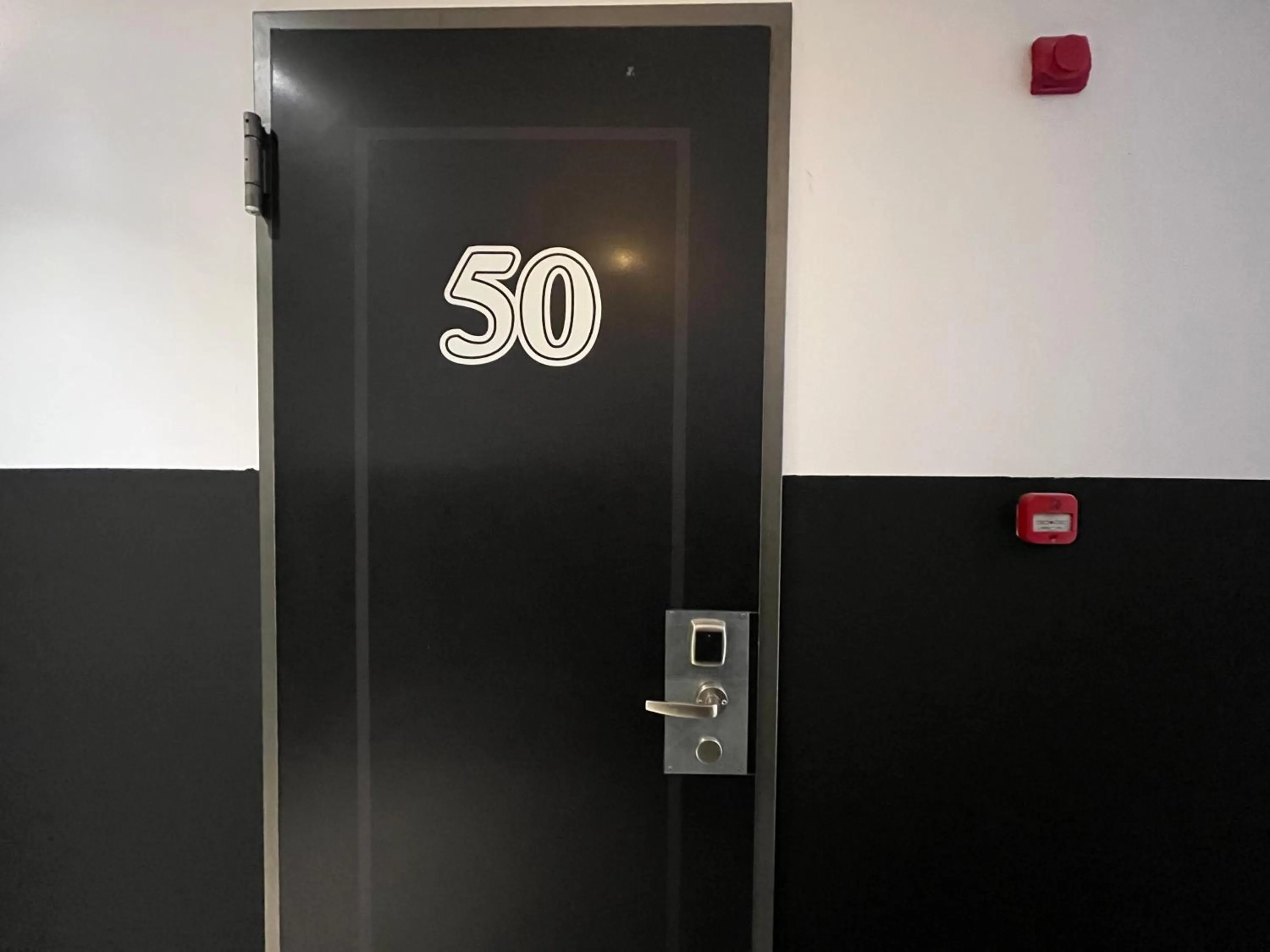 Logo/Certificate/Sign in Fitas Oda Hotel