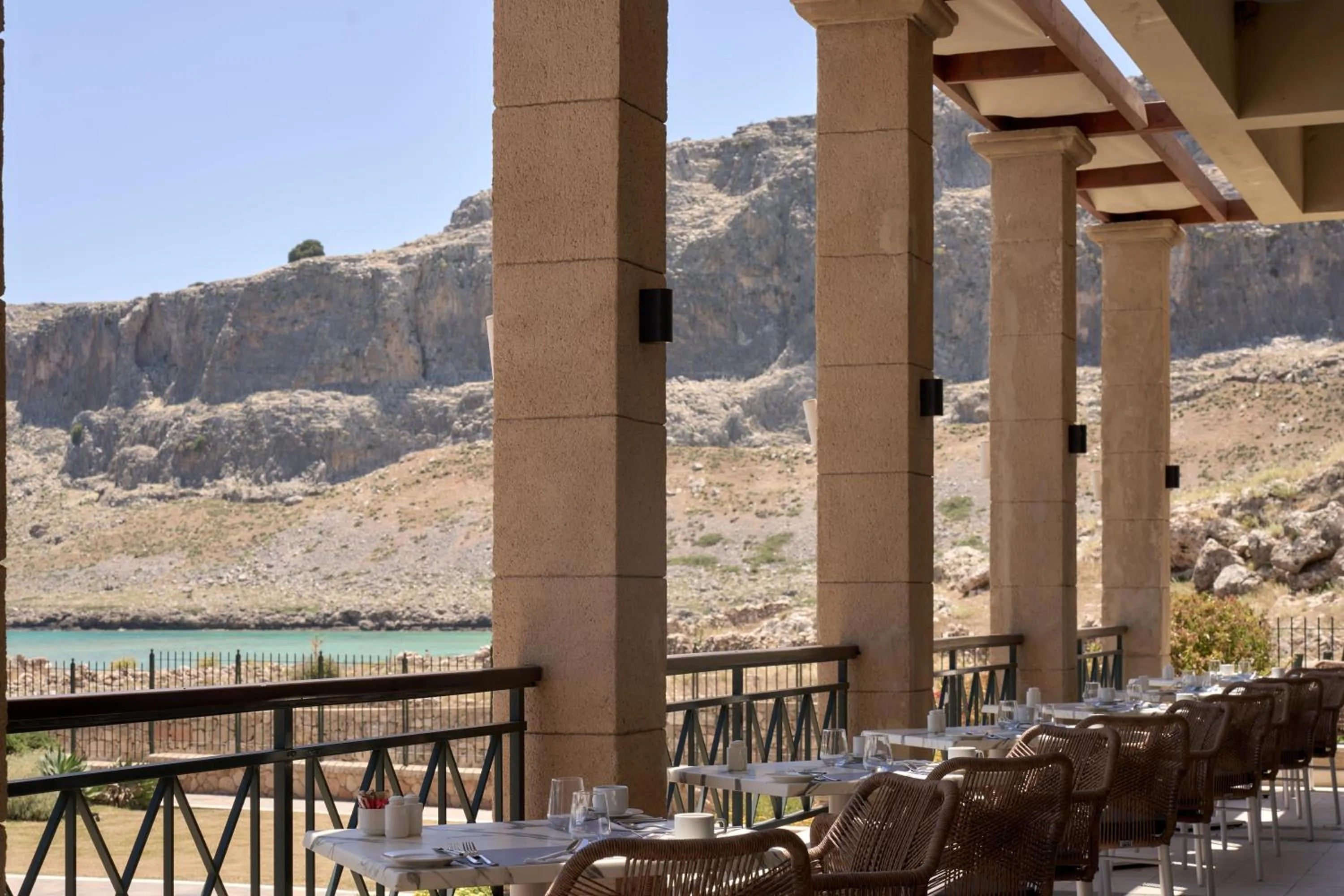 Restaurant/places to eat in Lindian Dream Seaside Resort- Adults Only